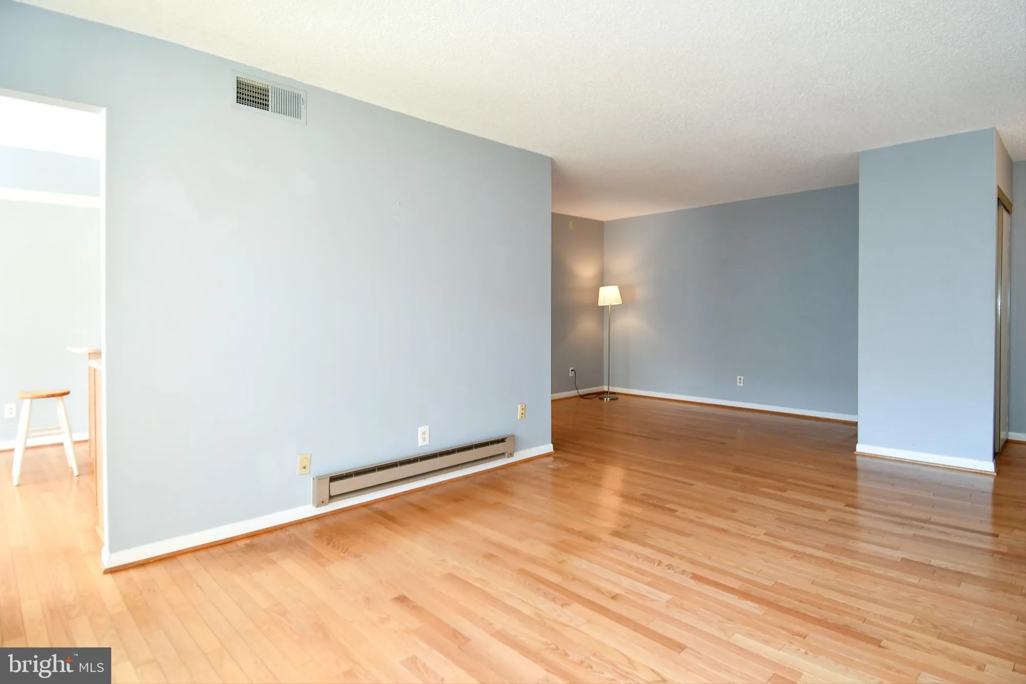 Property Slideshow image 14 of 36 | 15311 beaverbrook ct 90-2e, Silver Spring, MD, 20906