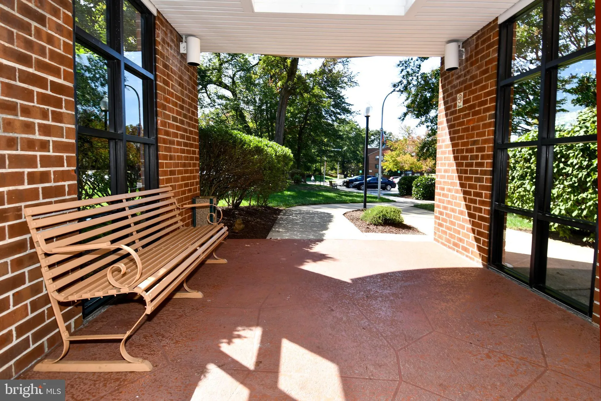 Property Slideshow image 3 of 36 | 15311 beaverbrook ct 90-2e, Silver Spring, MD, 20906