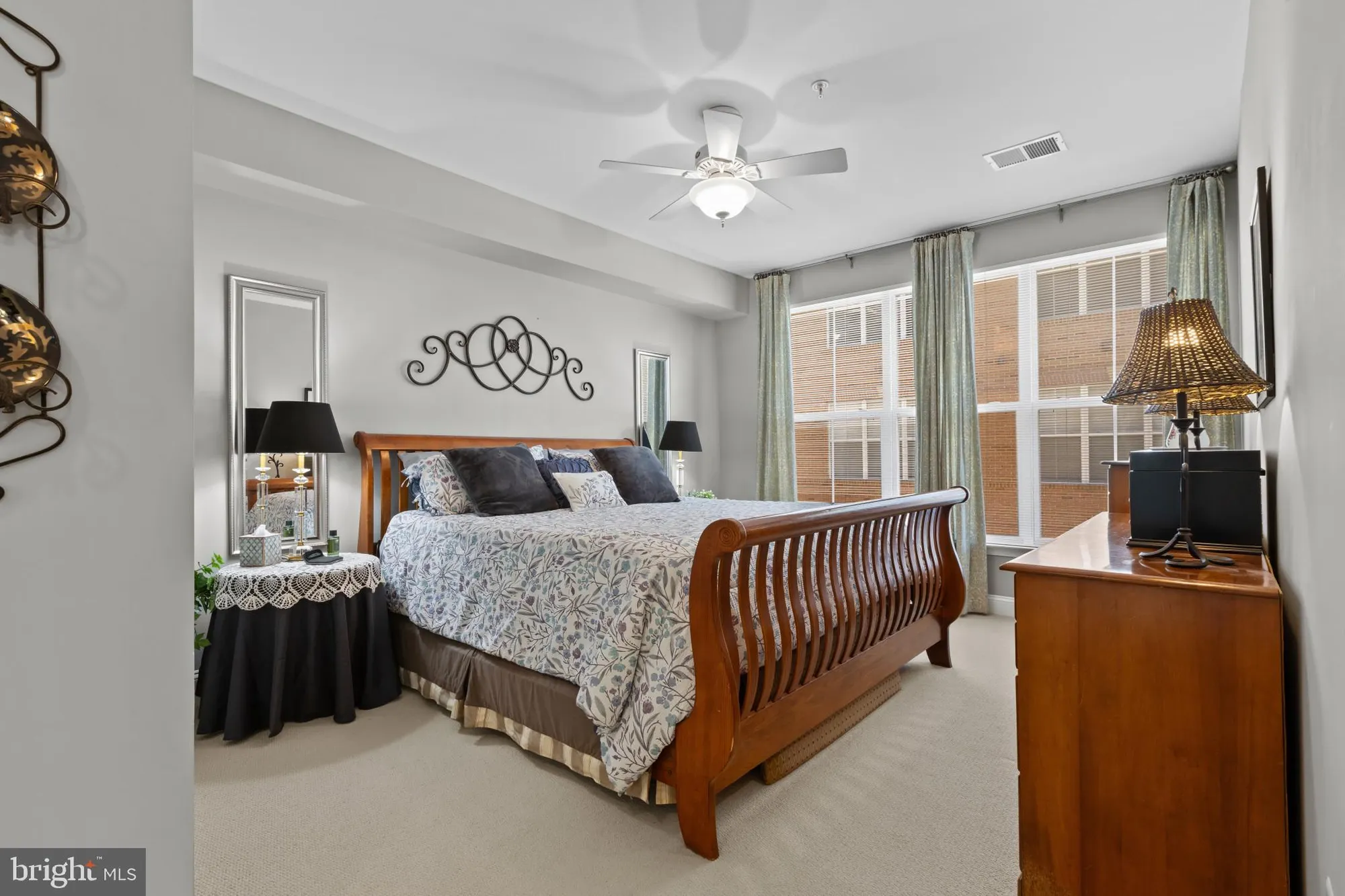 Property Slideshow image 22 of 37 | 8610 liberty trl unit 201, Manassas, VA, 20110