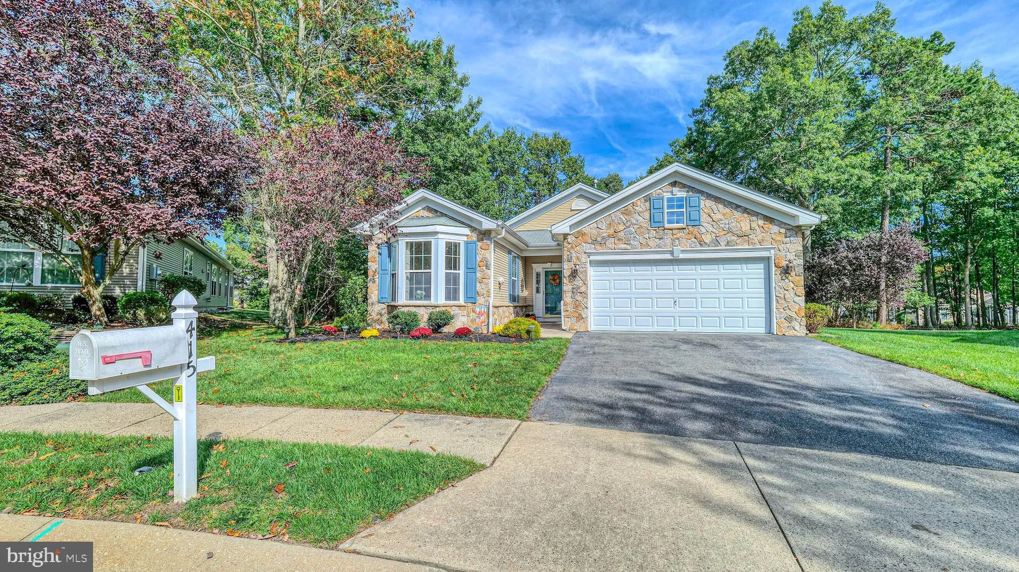 Property Slideshow image 5 of 35 | 415 scarborough ct, Galloway, NJ, 08205