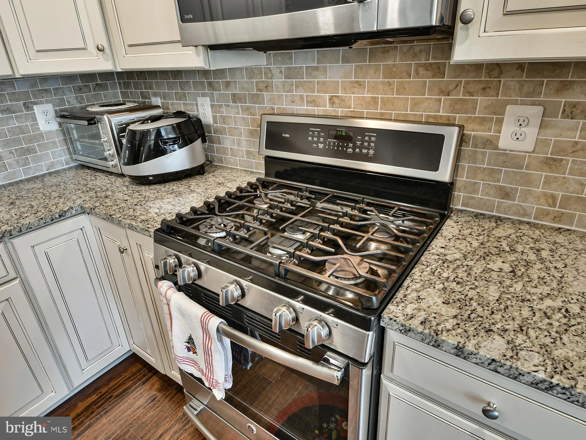 Property Slideshow image 12 of 37 | 2241 john gravel rd m, Marriottsville, MD, 21104