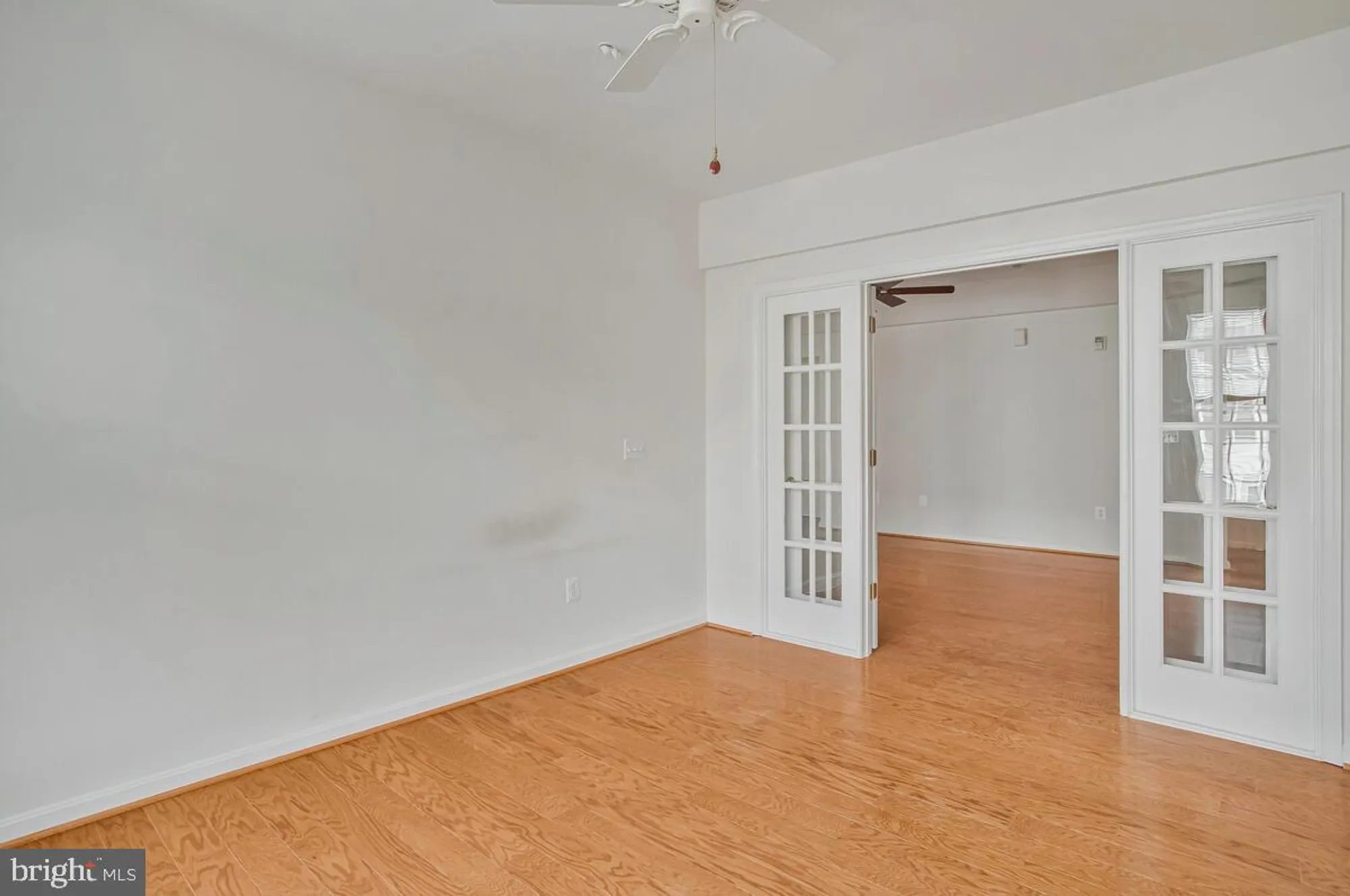 Property Slideshow image 15 of 70 | 7315 brookview rd 302, Elkridge, MD, 21075