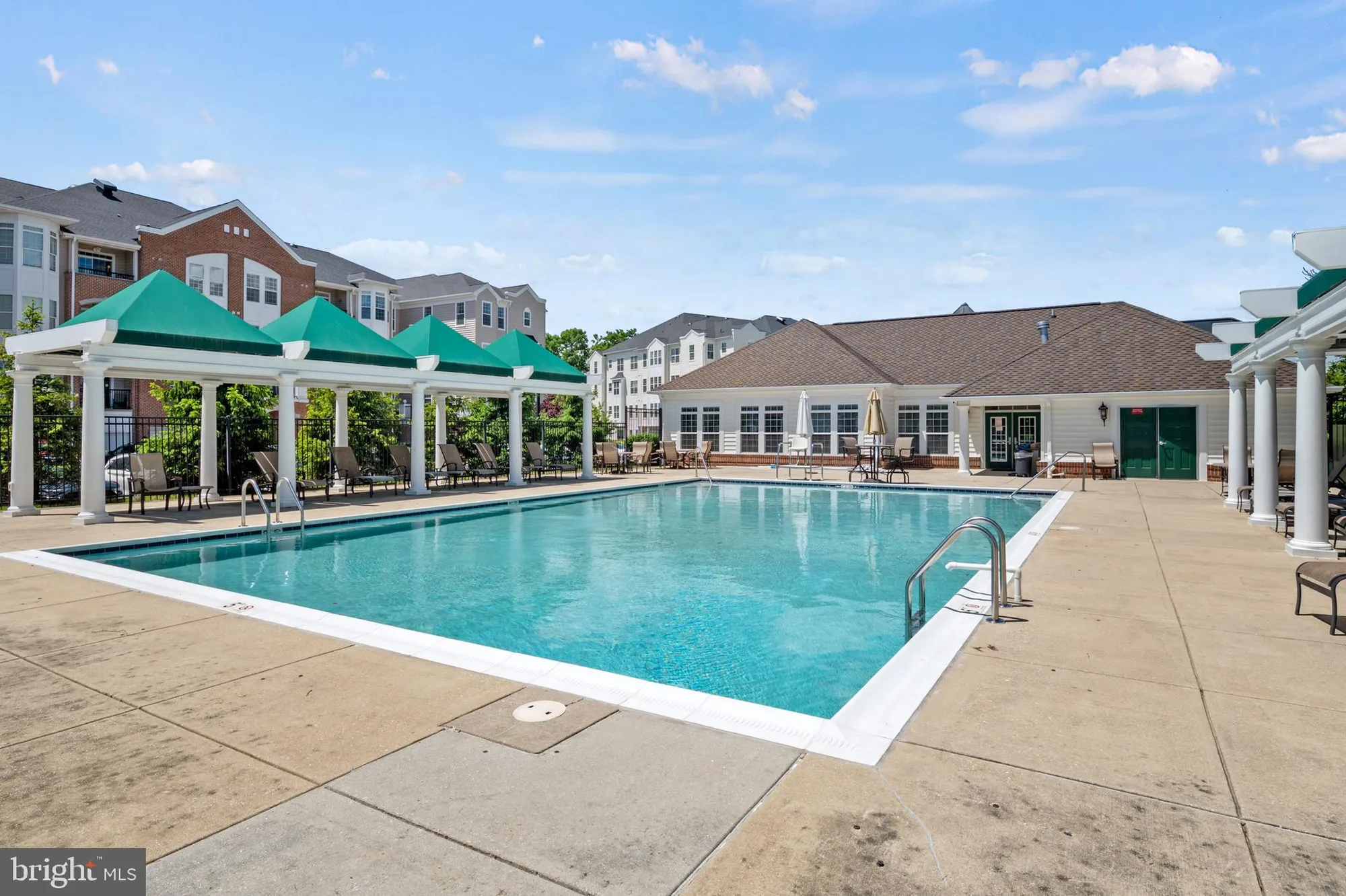 Property Slideshow image 62 of 70 | 7315 brookview rd 302, Elkridge, MD, 21075