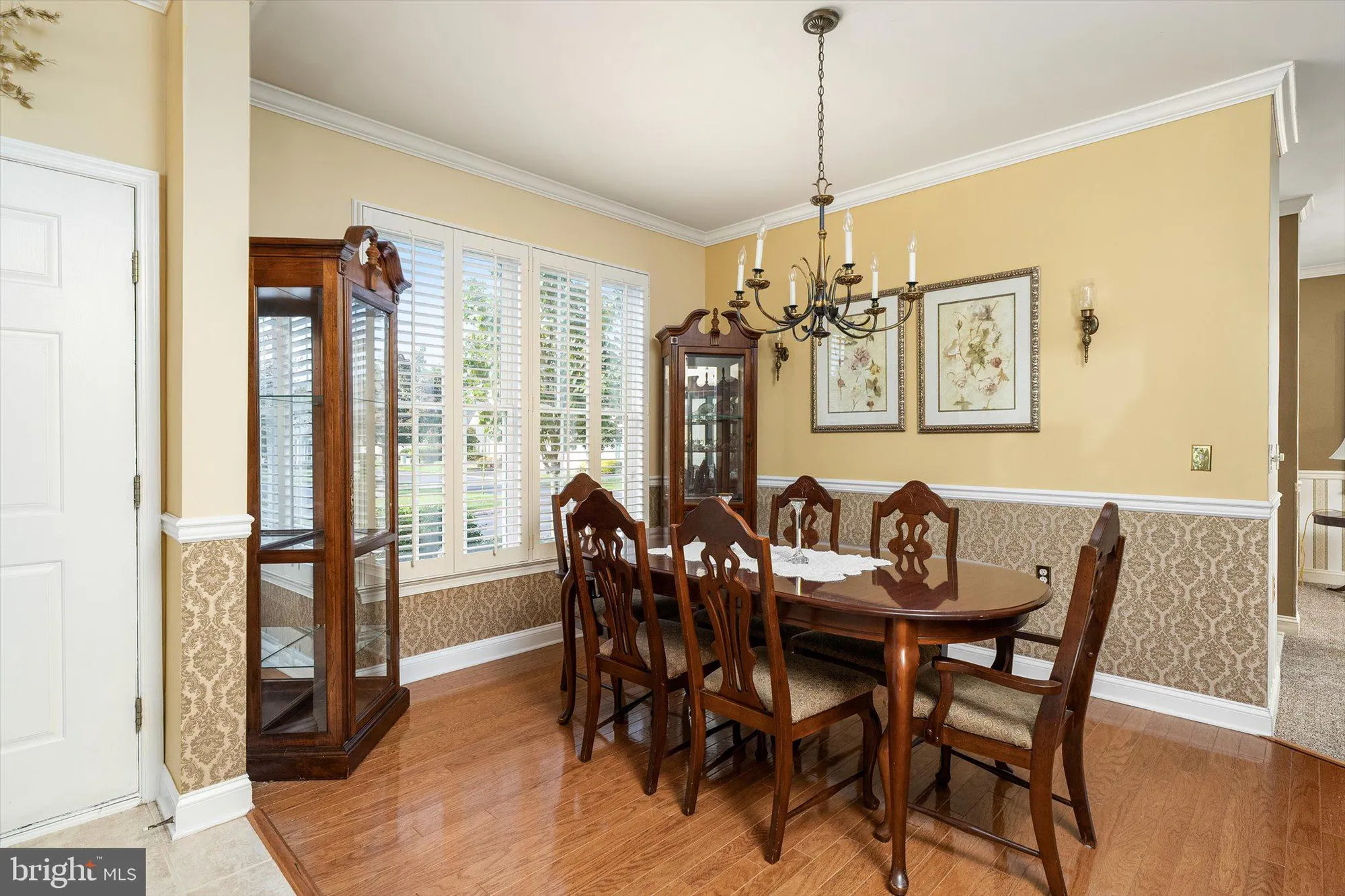 Property Slideshow image 6 of 28 | 18 goldfinch dr, Hamilton, NJ, 08690