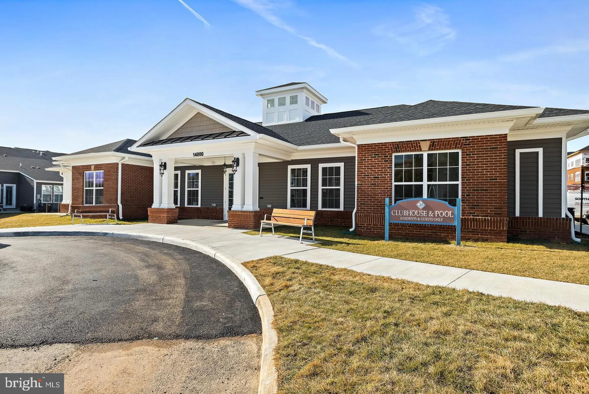 Property Slideshow image 4 of 25 | 3700 havertill ln # 1201, Woodbridge, VA, 22193