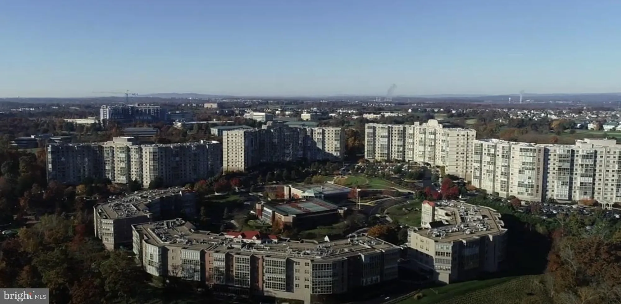 Property Slideshow image 25 of 42 | 19385 cypress ridge ter unit 920, Leesburg, VA, 20176