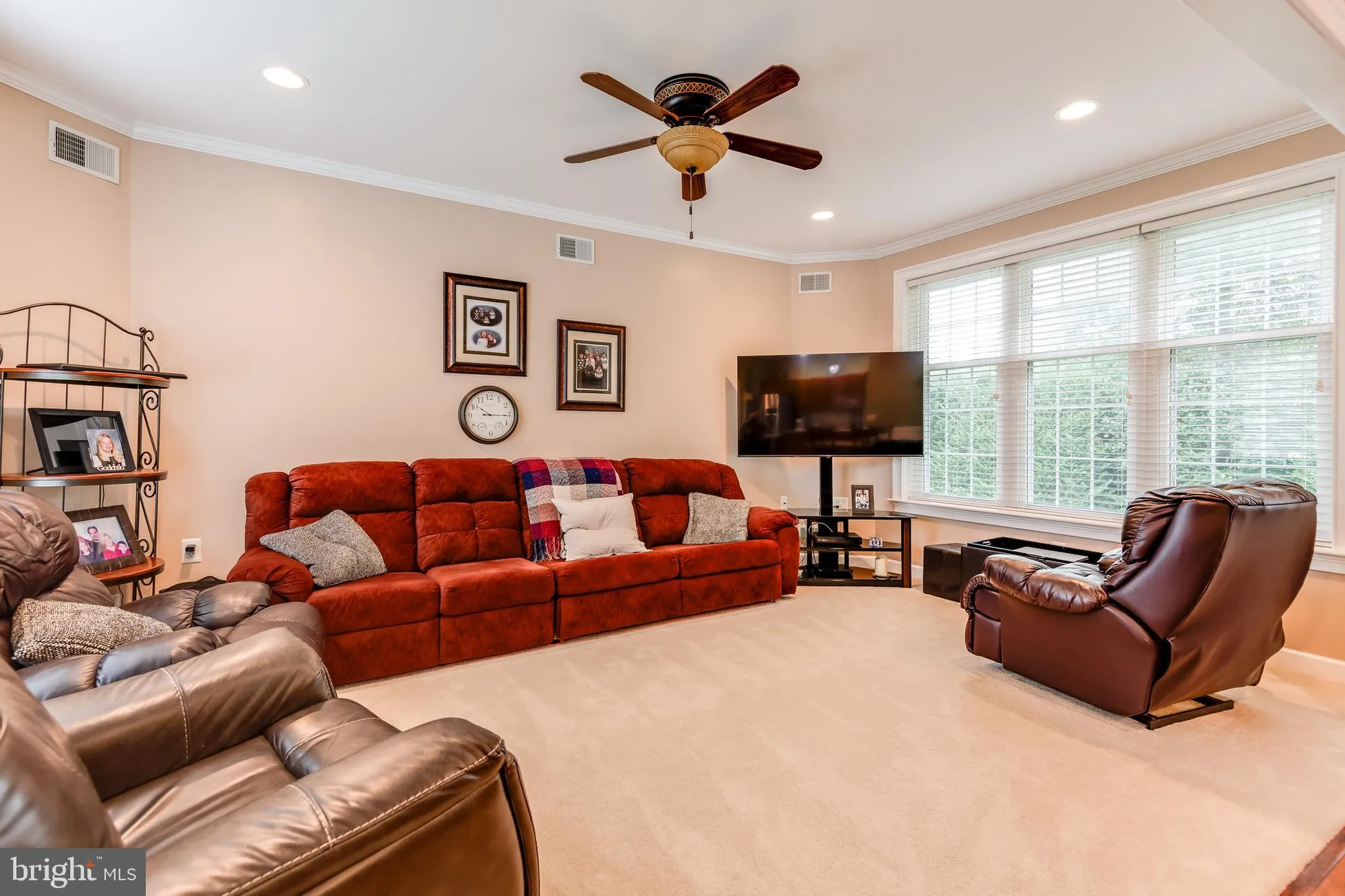 Property Slideshow image 12 of 33 | 5 dutchess ct, Southampton, NJ, 08088