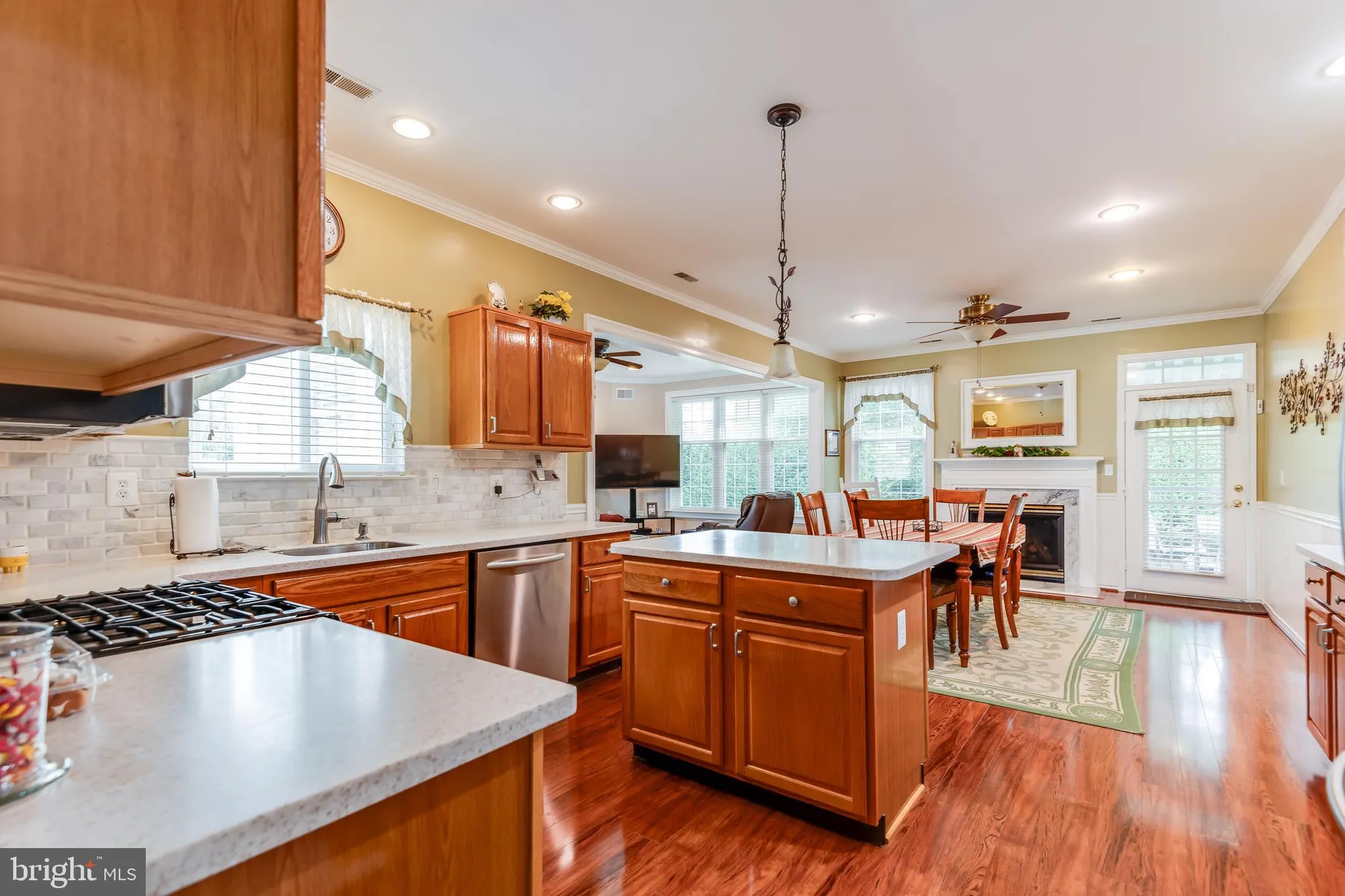 Property Slideshow image 8 of 33 | 5 dutchess ct, Southampton, NJ, 08088