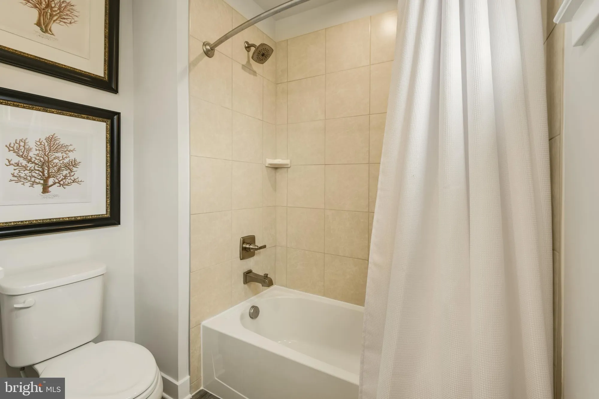 Property Slideshow image 21 of 52 | 2928 herb garden dr, Frederick, MD, 21704