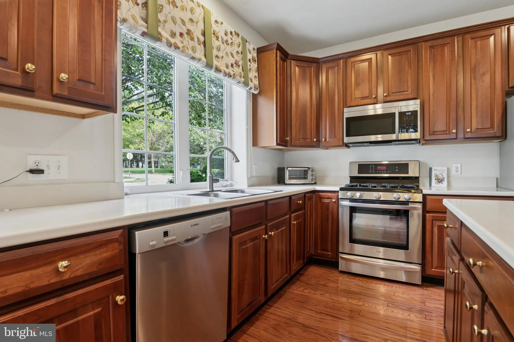 Property Slideshow image 6 of 47 | 213 katsura dr, Kennett Square, PA, 19348