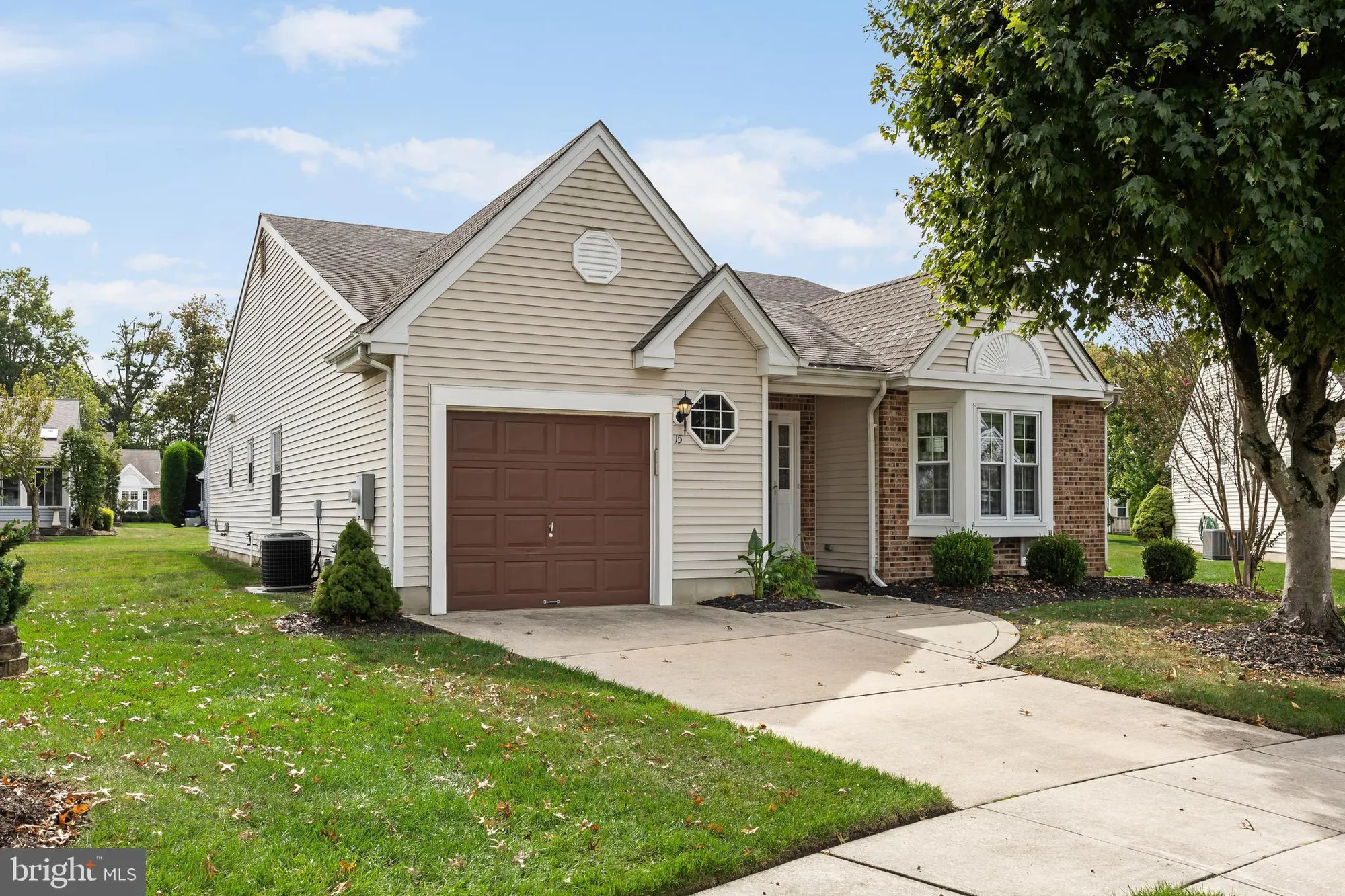 Property Slideshow image 1 of 26 | 15 pecan ct, Mount Laurel, NJ, 08054