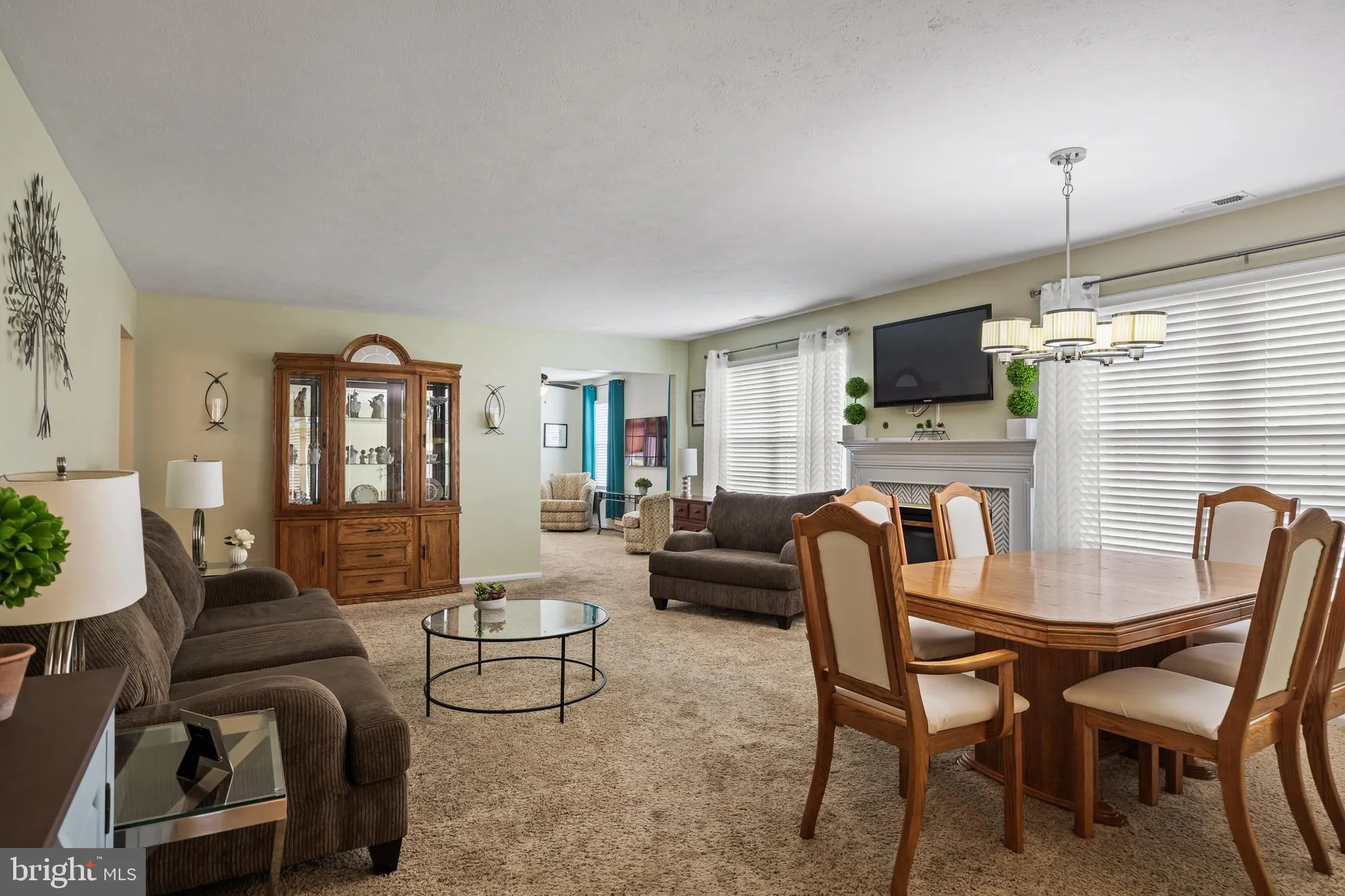 Property Slideshow image 10 of 26 | 15 pecan ct, Mount Laurel, NJ, 08054