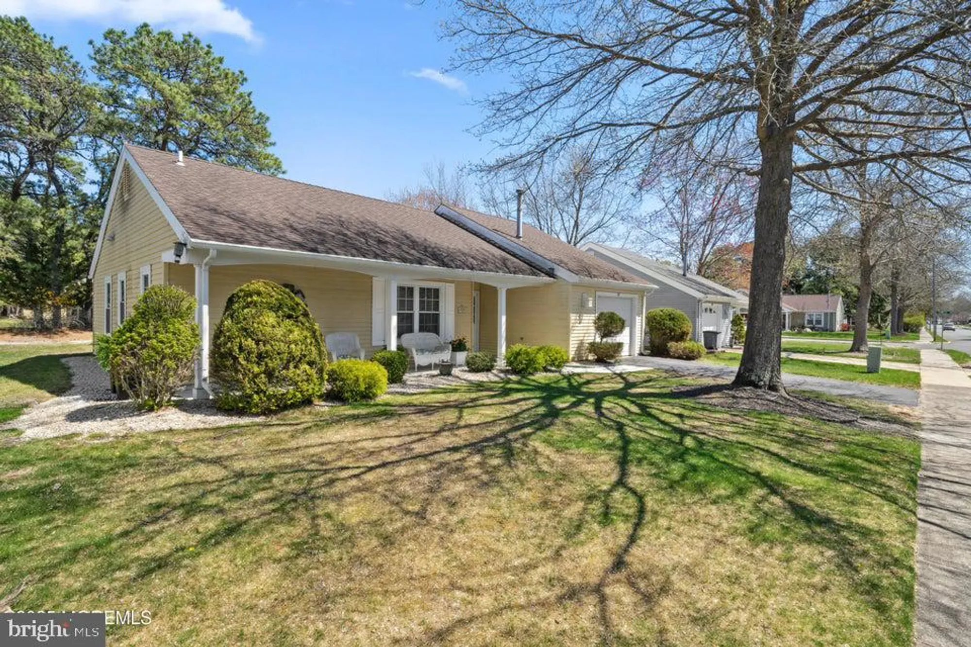 Property Slideshow image 3 of 26 | 42 canterbury dr, Forked River, NJ, 08731