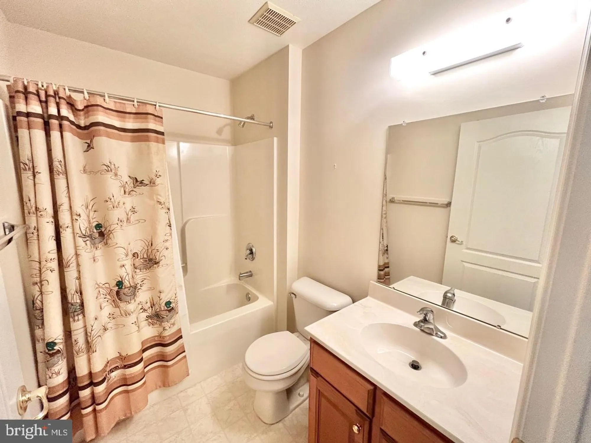 Property Slideshow image 19 of 58 | 238 night hawk cir, West Deptford, NJ, 08086