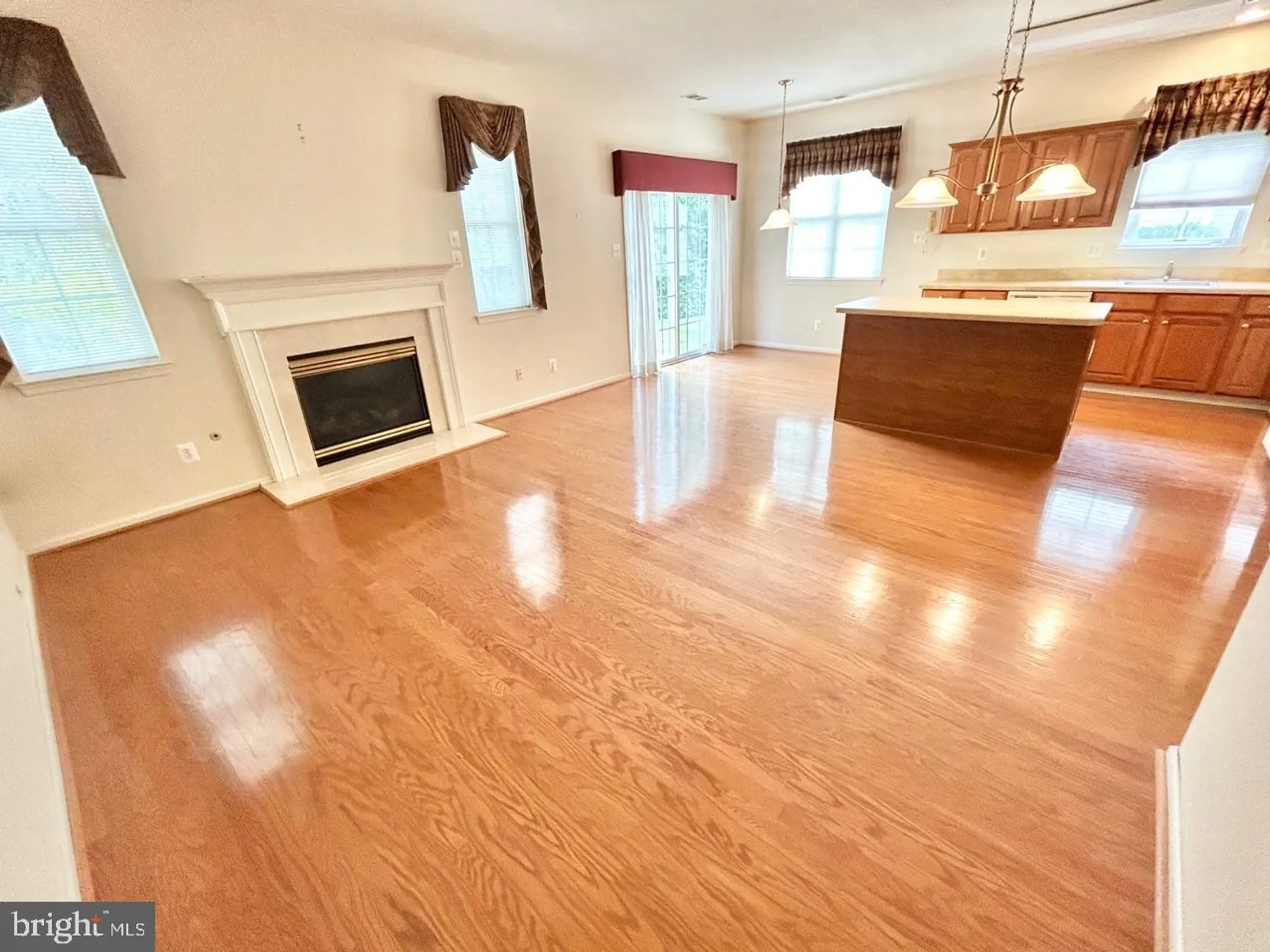 Property Slideshow image 6 of 58 | 238 night hawk cir, West Deptford, NJ, 08086