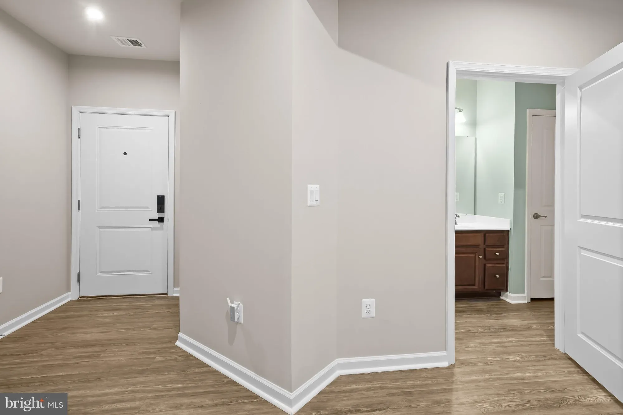 Property Slideshow image 3 of 36 | 8960 carls ct a, Ellicott City, MD, 21043