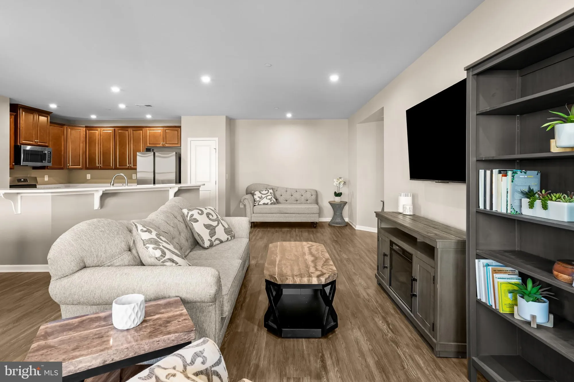 Property Slideshow image 10 of 36 | 8960 carls ct a, Ellicott City, MD, 21043