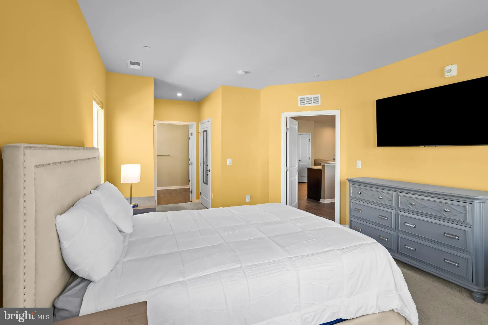 Property Slideshow image 21 of 36 | 8960 carls ct a, Ellicott City, MD, 21043