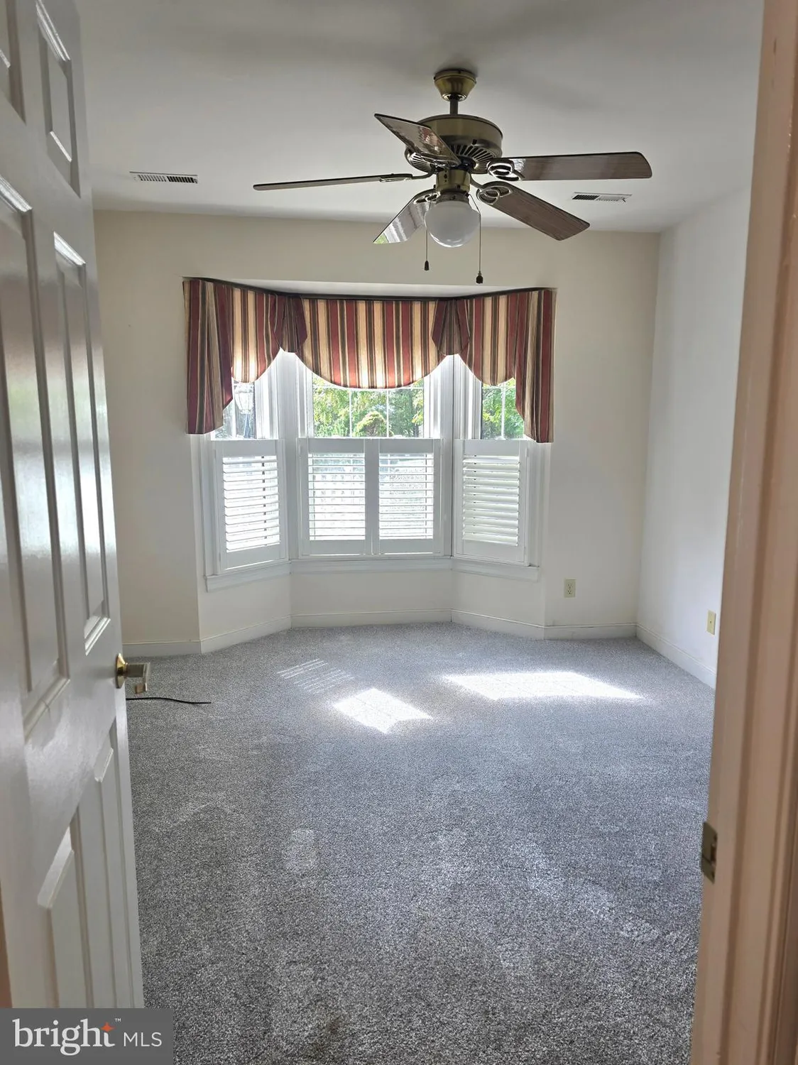 Property Slideshow image 8 of 41 | 11606 savannah dr, Fredericksburg, VA, 22407