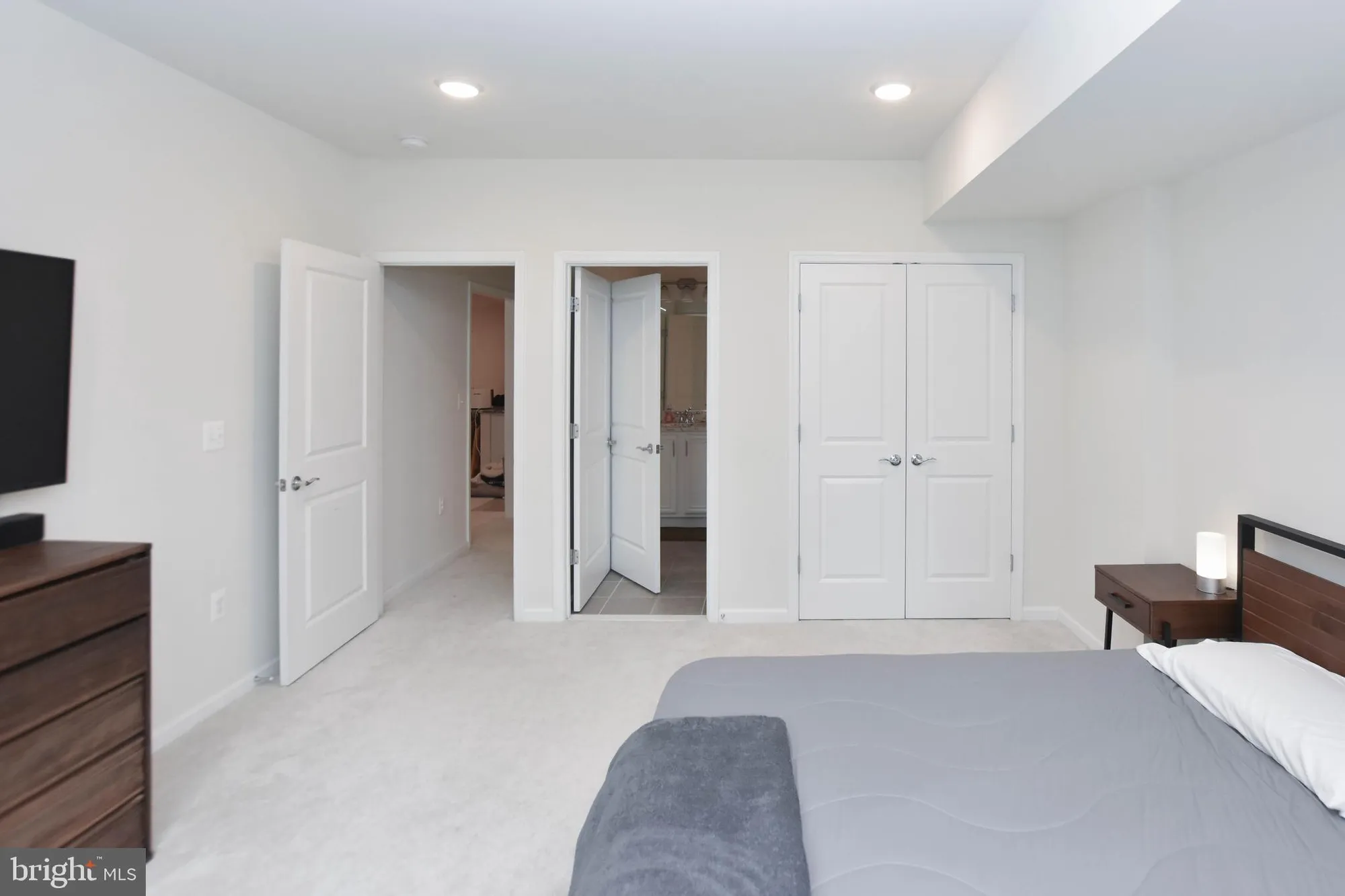 Property Slideshow image 21 of 39 | 19873 silvery blue ter, Ashburn, VA, 20147