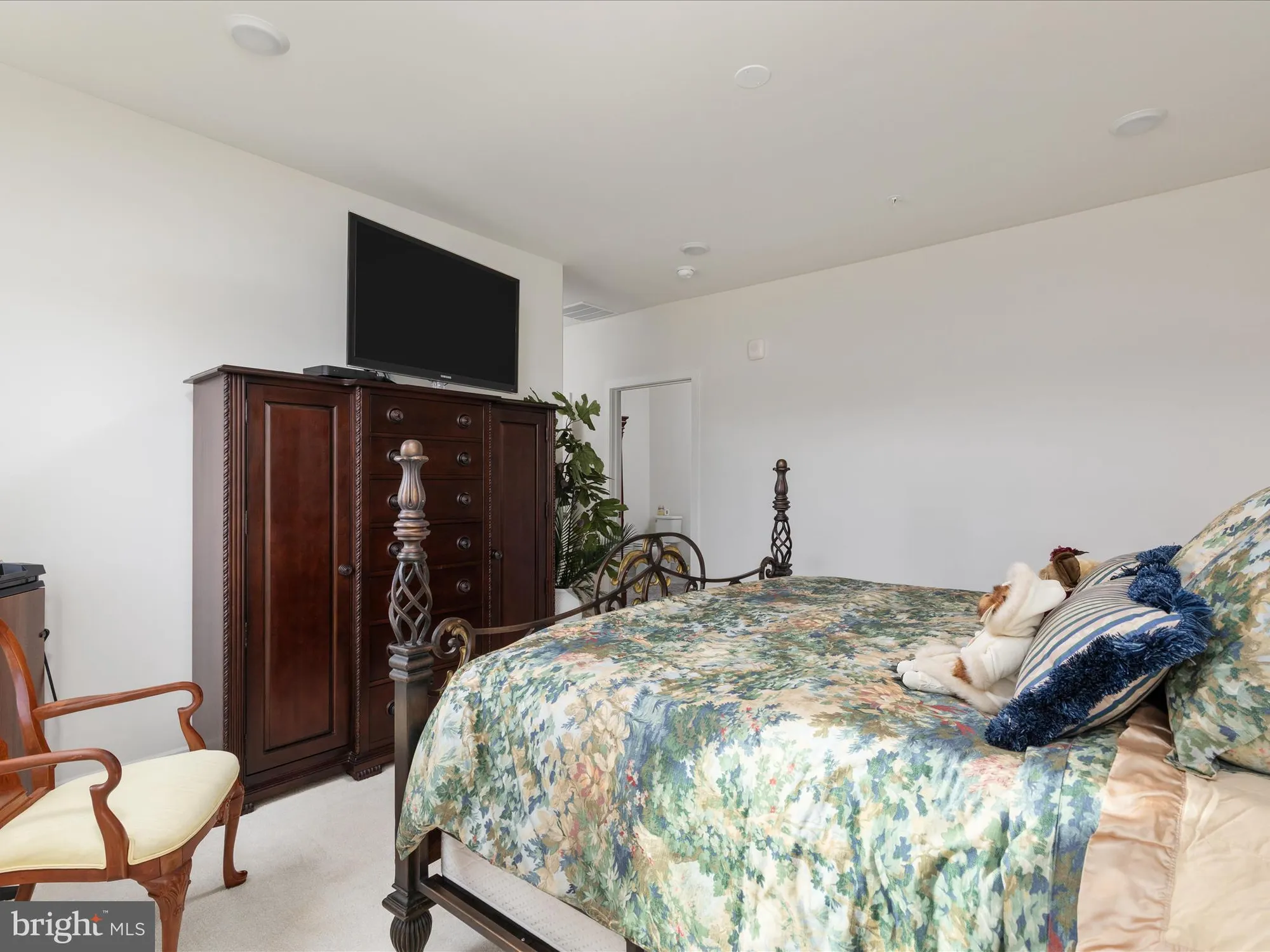 Property Slideshow image 22 of 35 | 42920 firefly sonata ter unit 307, Ashburn, VA, 20148