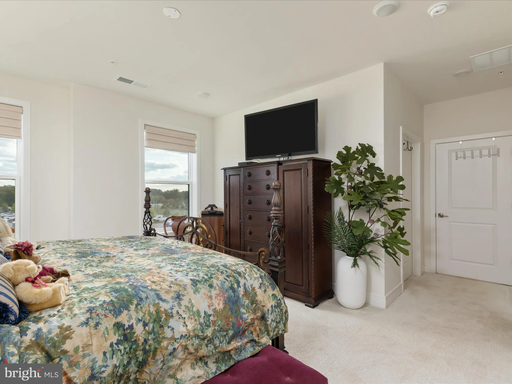 Property Slideshow image 20 of 35 | 42920 firefly sonata ter unit 307, Ashburn, VA, 20148