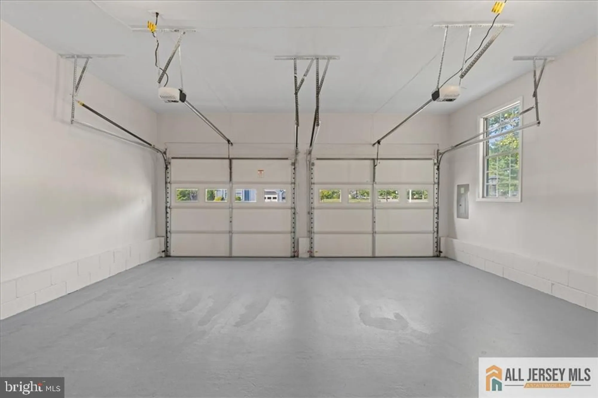 Property Slideshow image 25 of 27 | 1 rothwell dr, Monroe Township, NJ, 08831