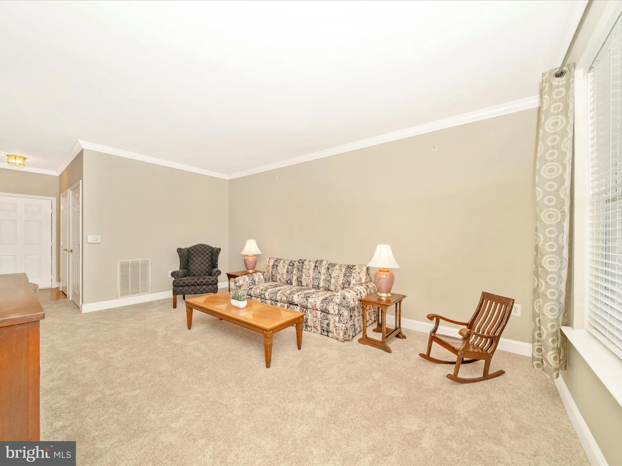 Property Slideshow image 16 of 62 | 2520 kensington gdns unit 401, Ellicott City, MD, 21043