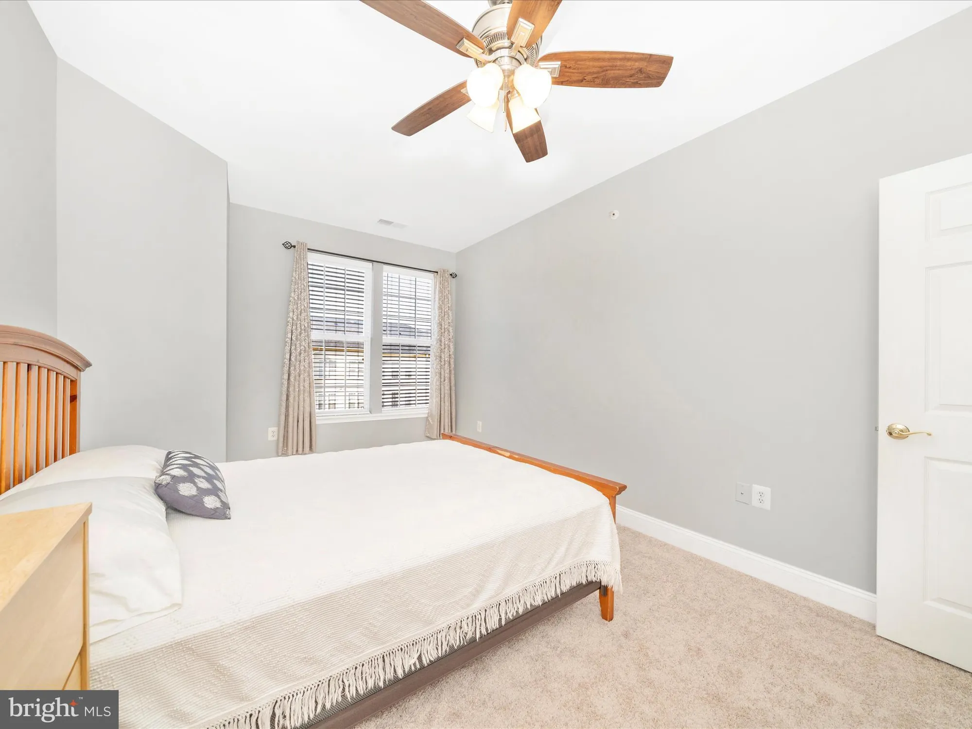 Property Slideshow image 37 of 62 | 2520 kensington gdns unit 401, Ellicott City, MD, 21043