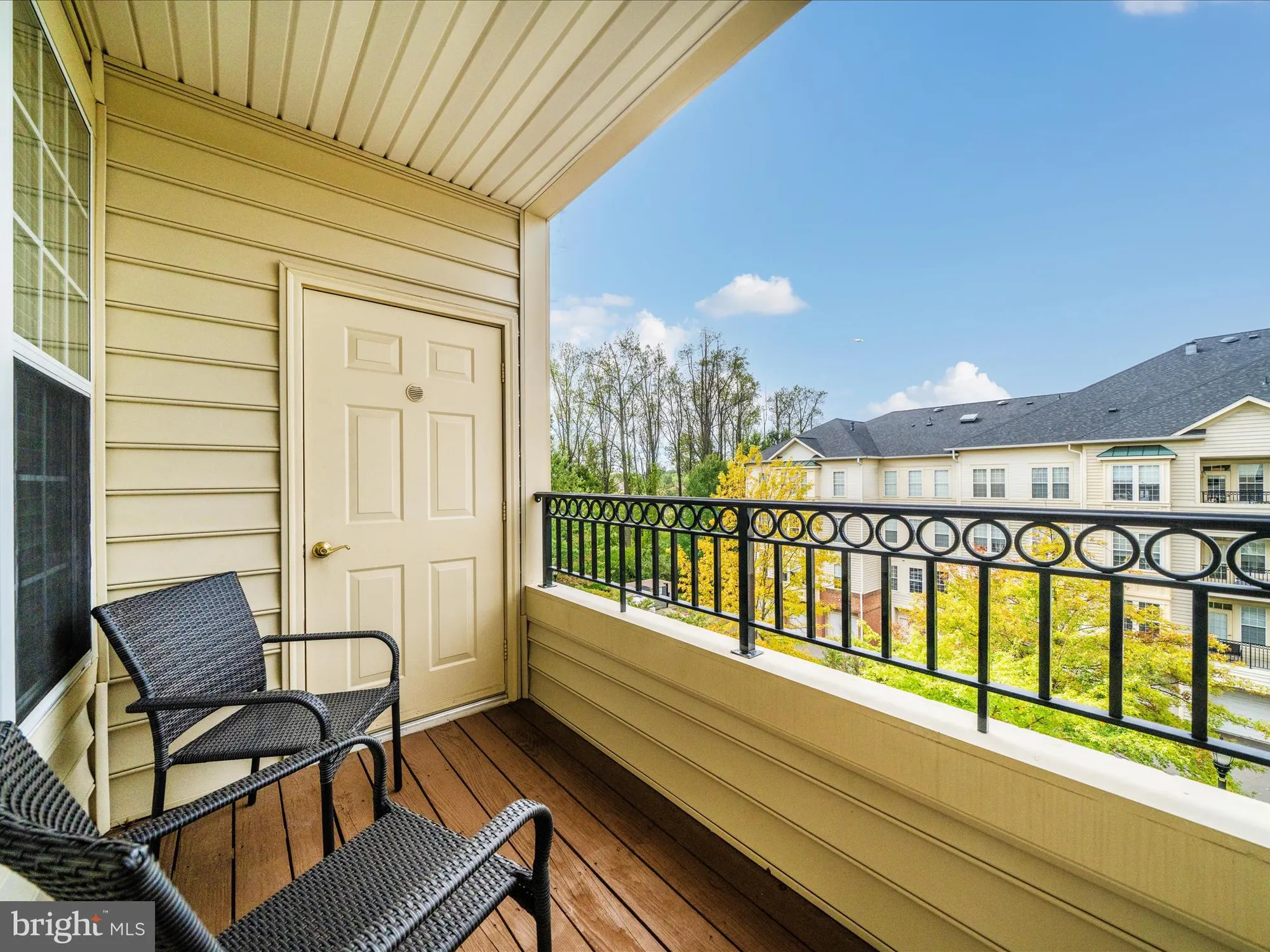 Property Slideshow image 14 of 62 | 2520 kensington gdns unit 401, Ellicott City, MD, 21043
