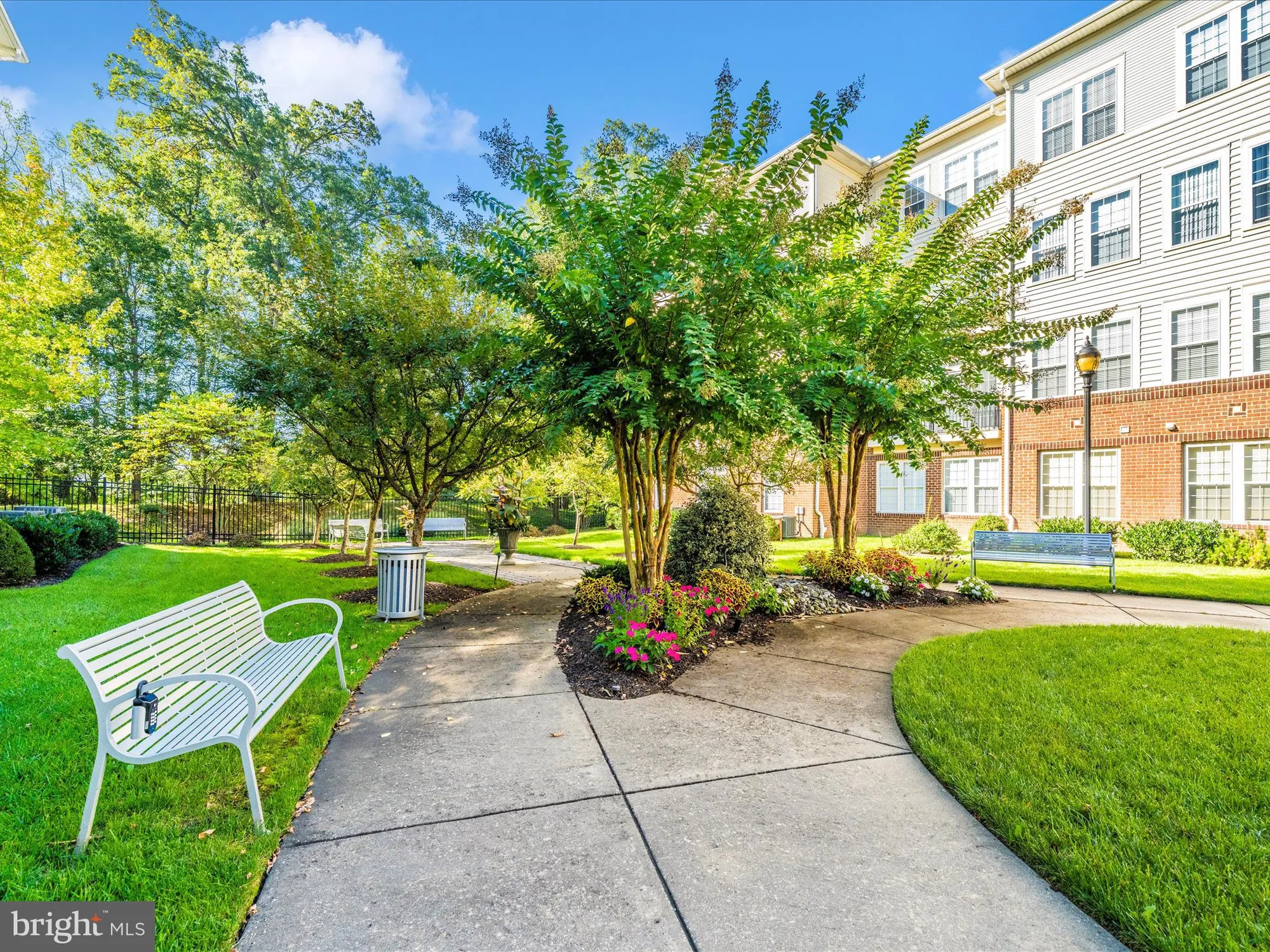 Property Slideshow image 48 of 62 | 2520 kensington gdns unit 401, Ellicott City, MD, 21043