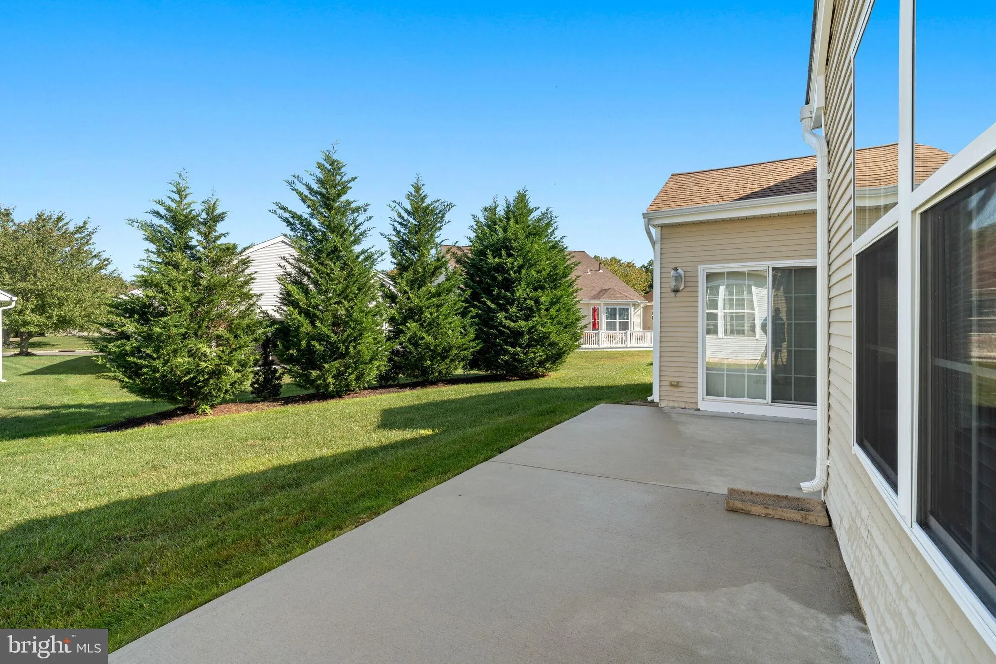 Property Slideshow image 11 of 77 | 6 mountain stream ct, Barnegat, NJ, 08005