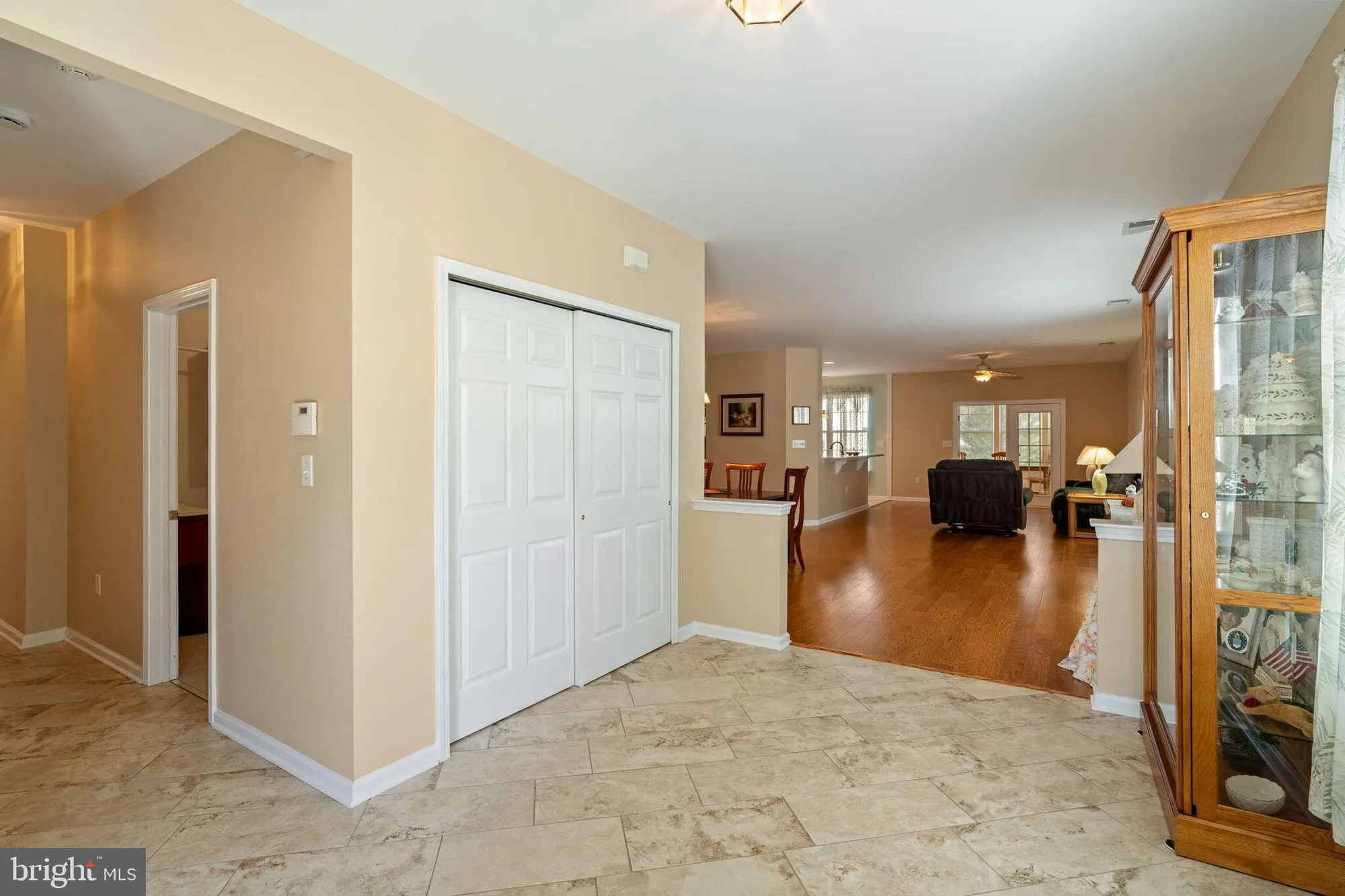Property Slideshow image 13 of 77 | 6 mountain stream ct, Barnegat, NJ, 08005