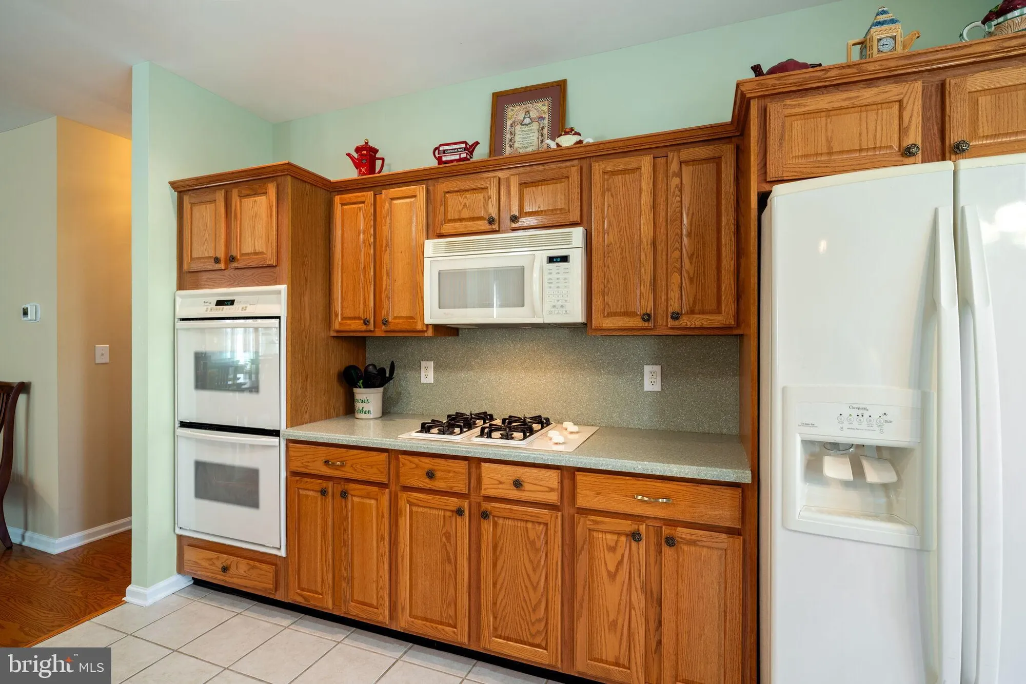 Property Slideshow image 30 of 77 | 6 mountain stream ct, Barnegat, NJ, 08005