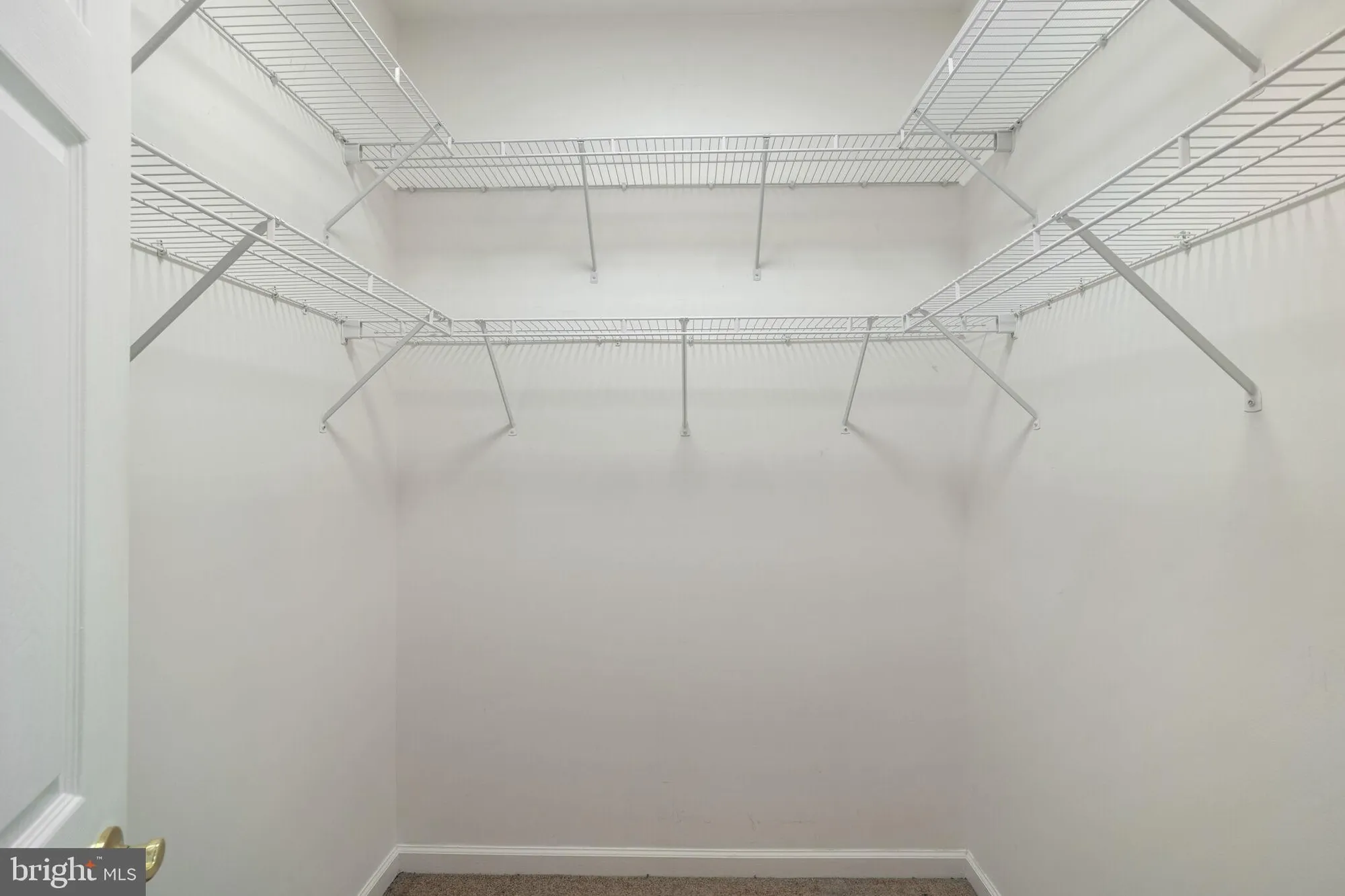 Property Slideshow image 35 of 77 | 6 mountain stream ct, Barnegat, NJ, 08005