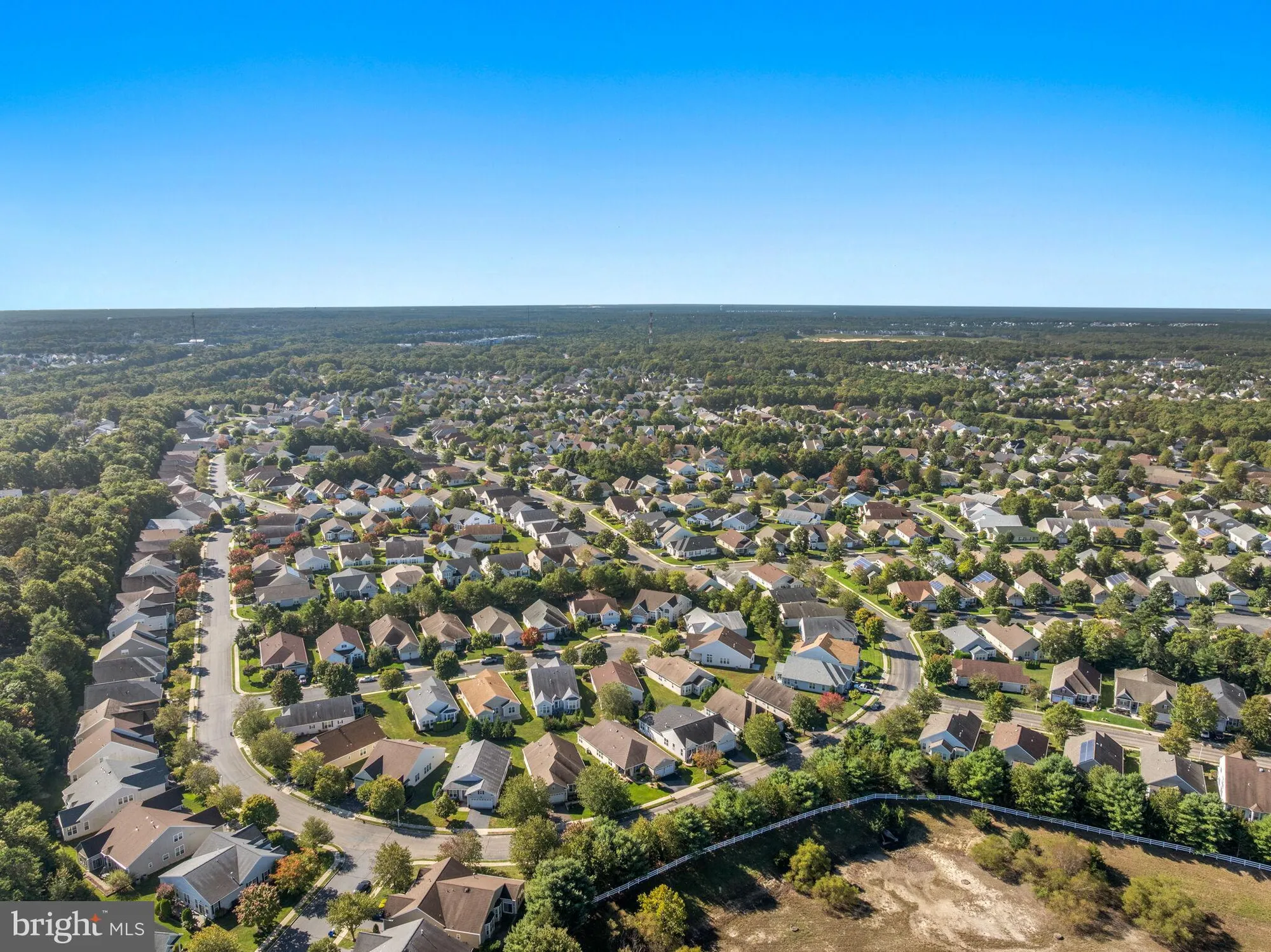 Property Slideshow image 51 of 77 | 6 mountain stream ct, Barnegat, NJ, 08005
