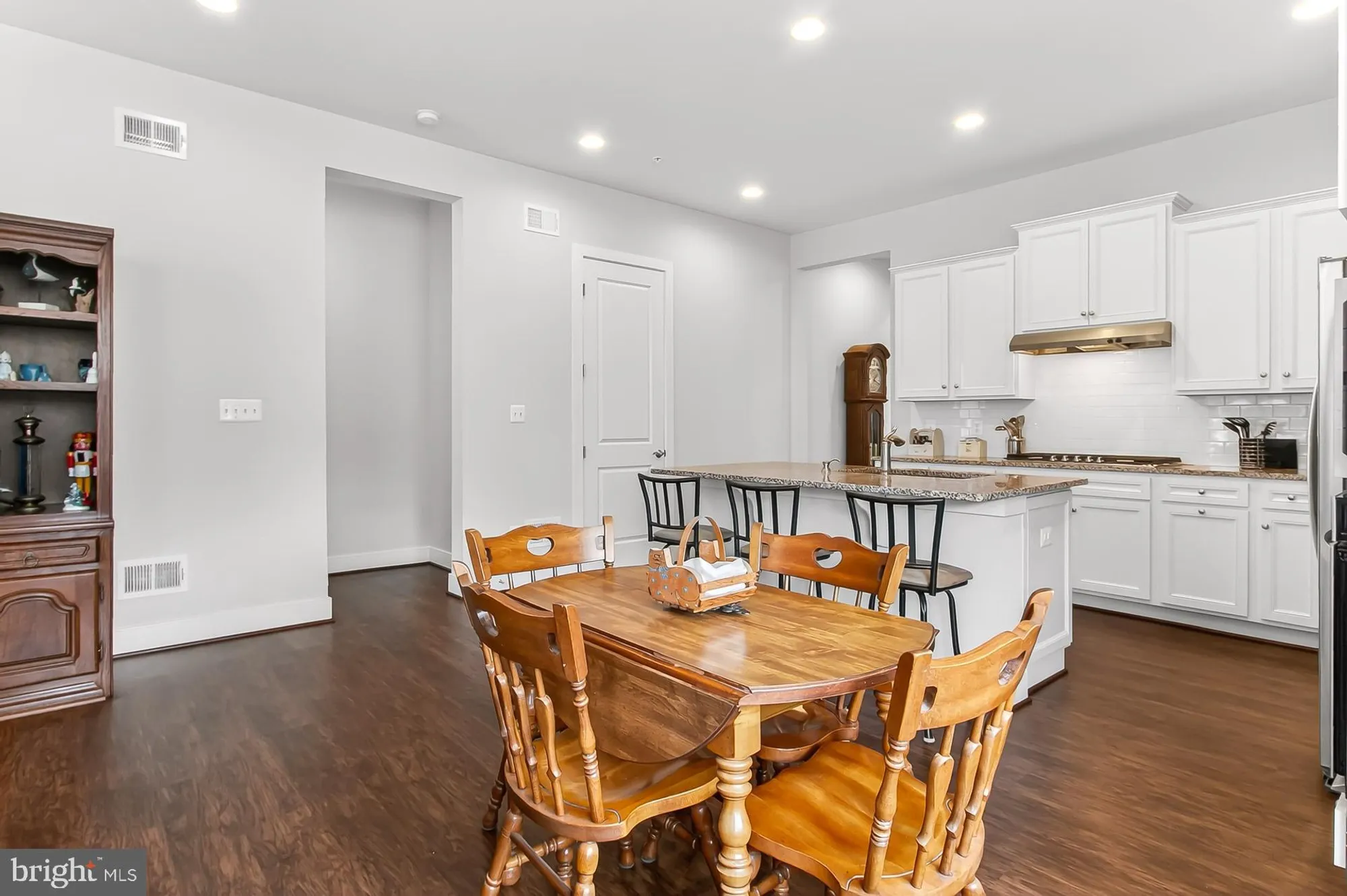 Property Slideshow image 15 of 73 | 42783 firefly sonata ter, Ashburn, VA, 20148