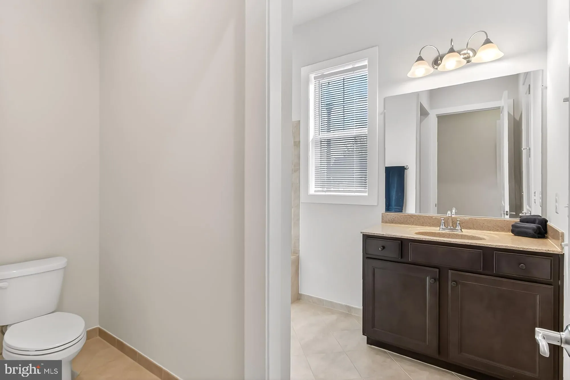 Property Slideshow image 33 of 73 | 42783 firefly sonata ter, Ashburn, VA, 20148