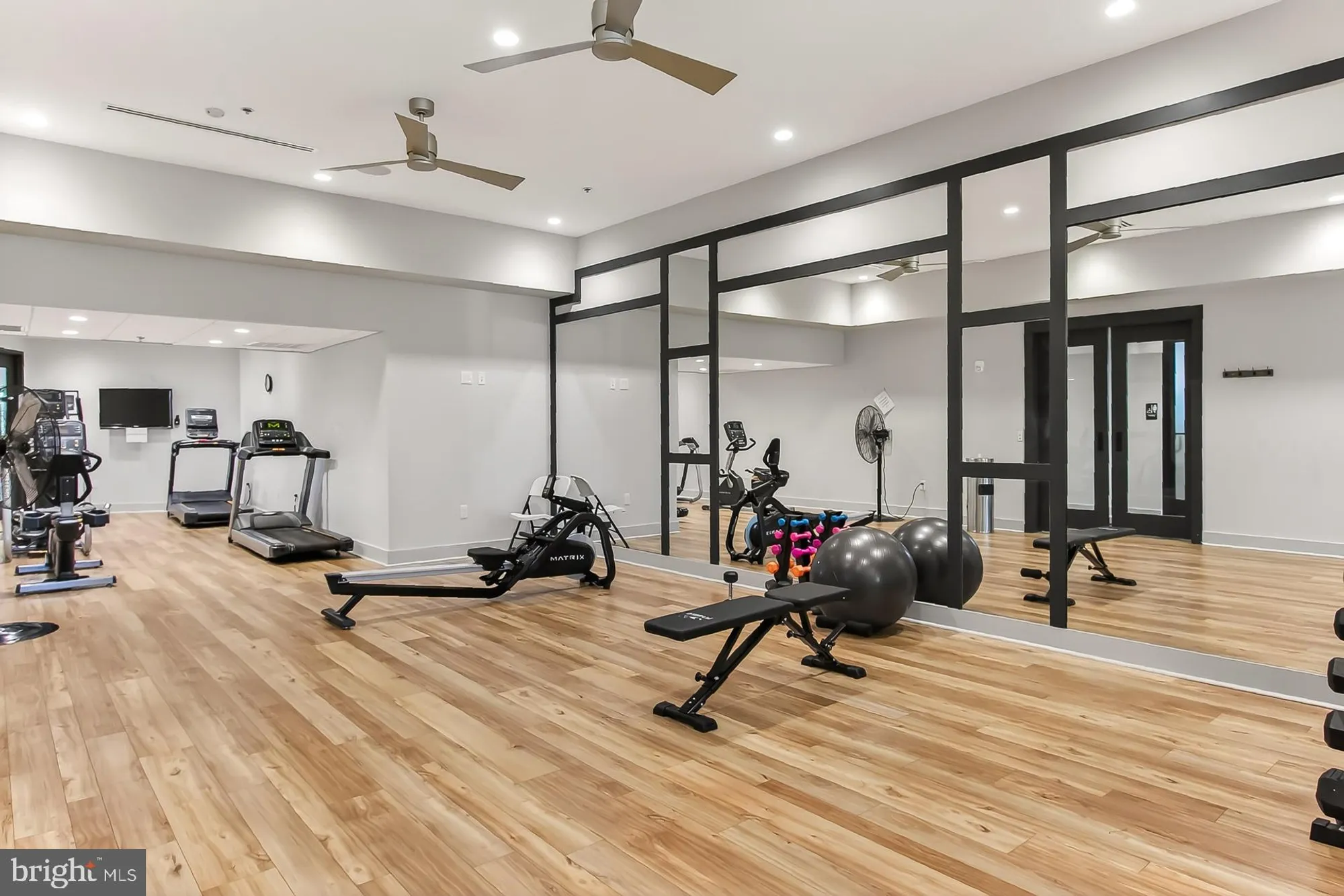 Property Slideshow image 57 of 73 | 42783 firefly sonata ter, Ashburn, VA, 20148