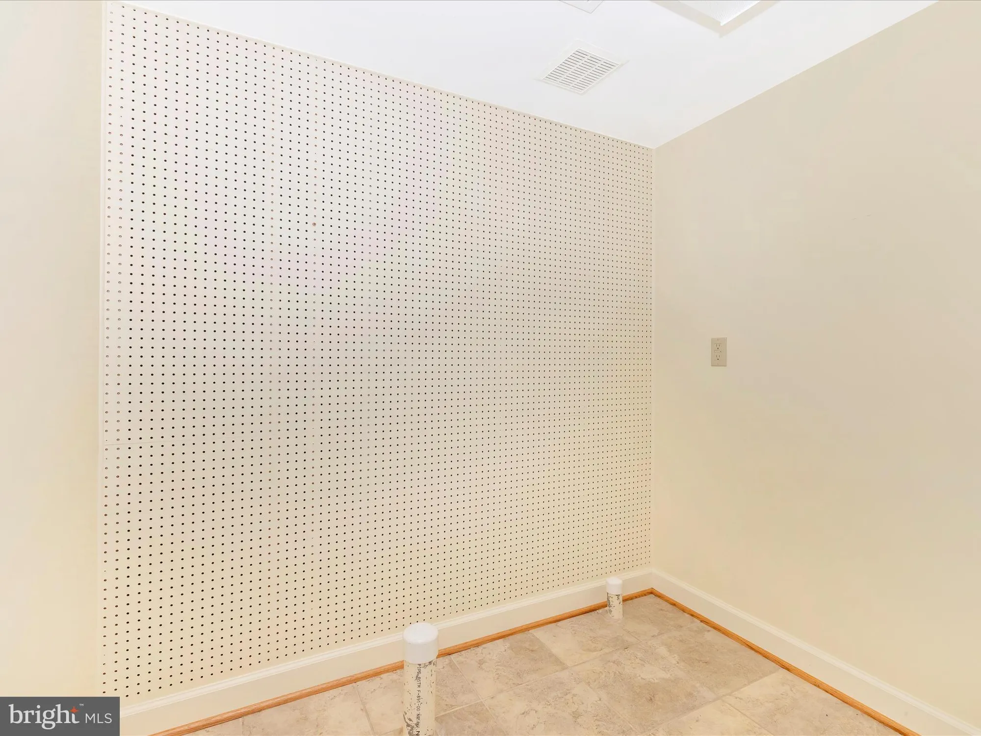 Property Slideshow image 28 of 35 | 1 keller ln, Middletown, MD, 21769