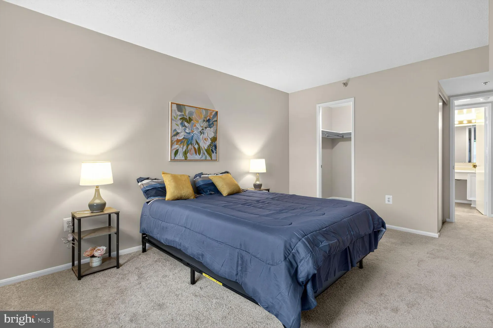 Property Slideshow image 16 of 43 | 15115 interlachen dr 3-802, Silver Spring, MD, 20906