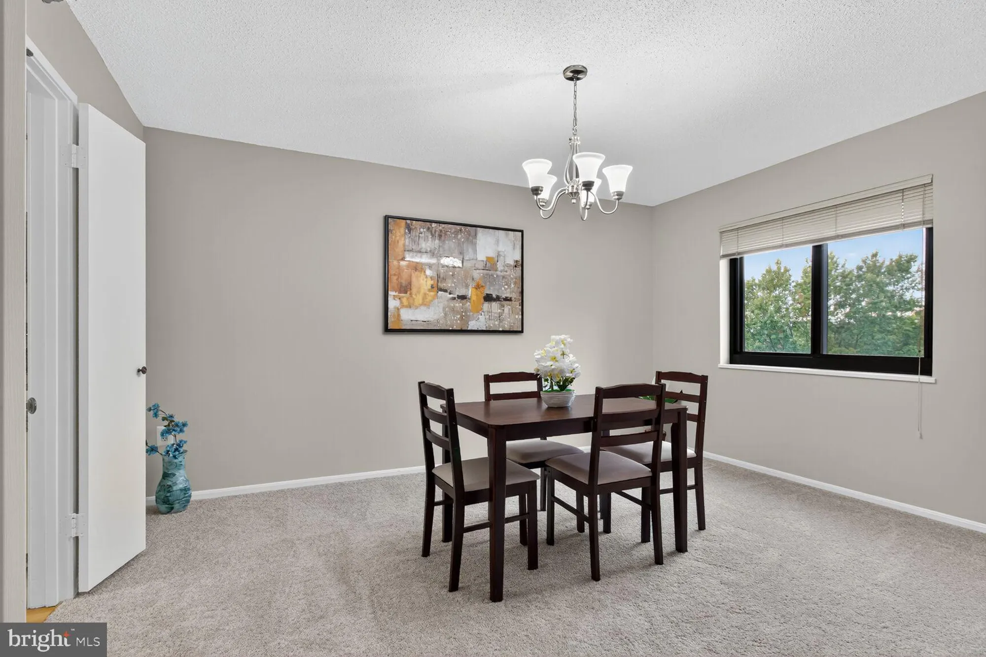 Property Slideshow image 6 of 43 | 15115 interlachen dr 3-802, Silver Spring, MD, 20906
