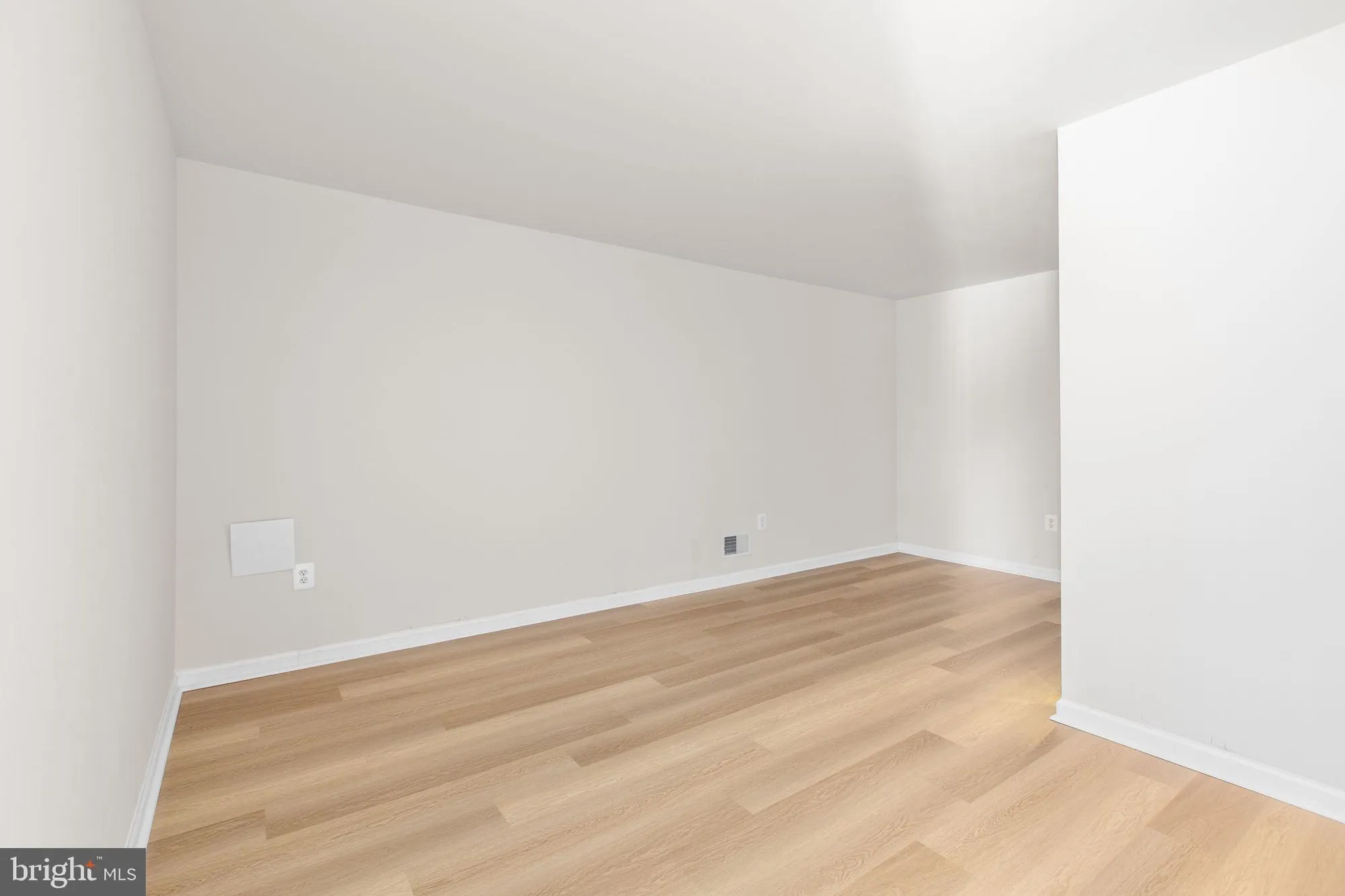 Property Slideshow image 38 of 53 | 304 bridgewater cir, Fredericksburg, VA, 22406