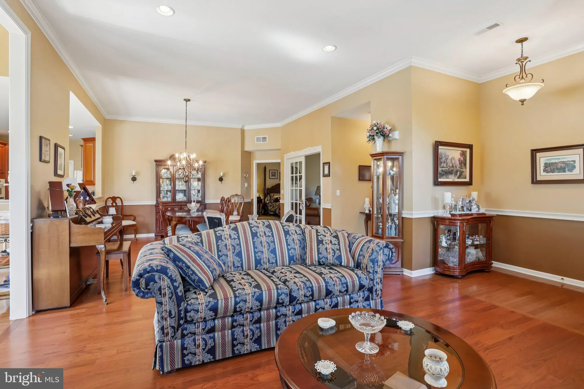 Property Slideshow image 5 of 35 | 100 villa dr 224, Warminster, PA, 18974