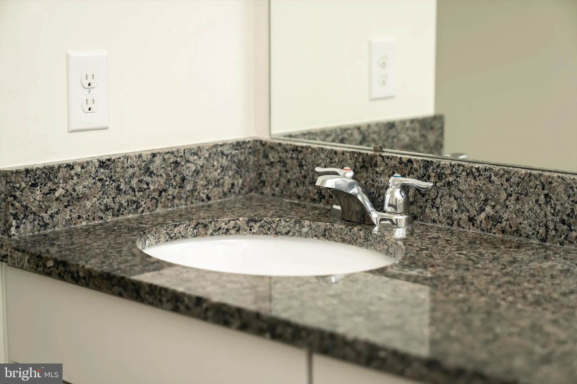 Property Slideshow image 26 of 43 | 50 boardwalk dr, Mount Holly, NJ, 08060