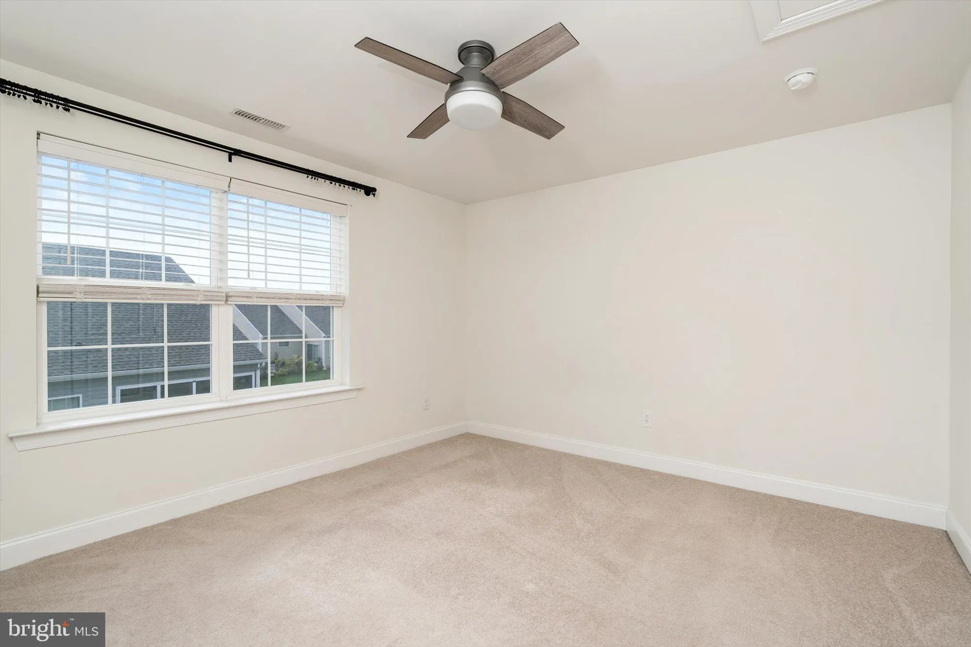 Property Slideshow image 36 of 43 | 50 boardwalk dr, Mount Holly, NJ, 08060