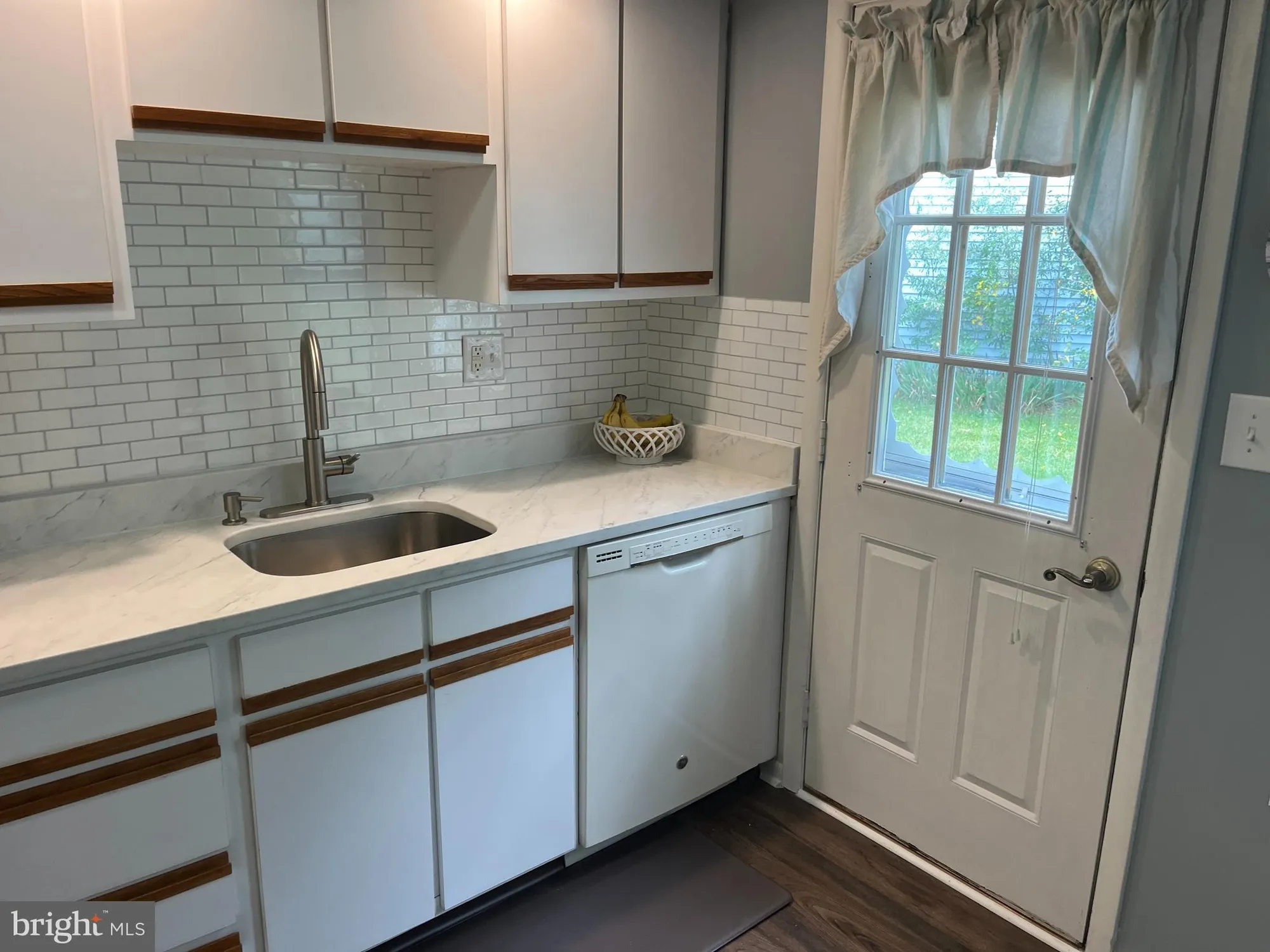 Property Slideshow image 7 of 30 | 53 finchley ct, Southampton, NJ, 08088