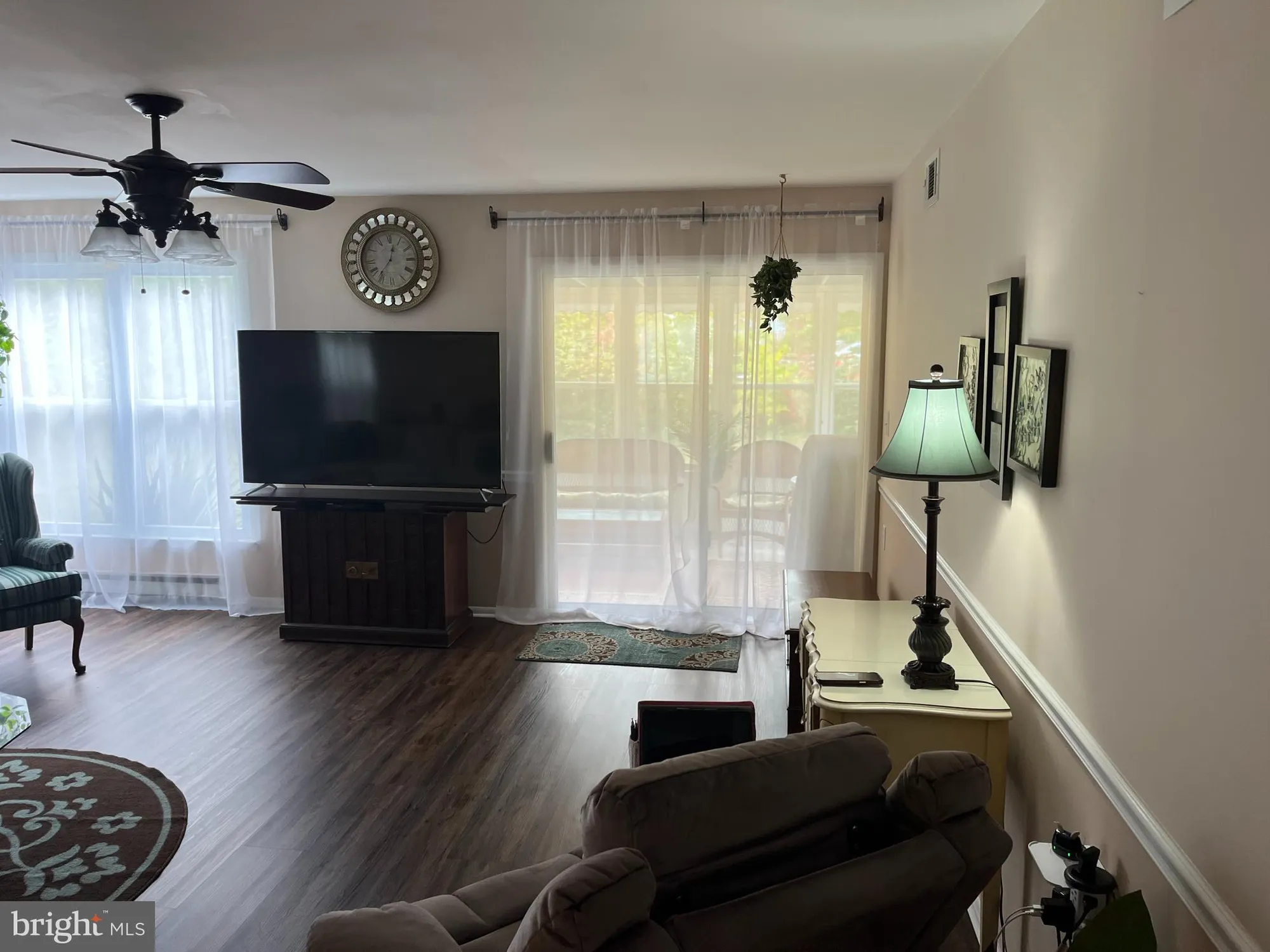 Property Slideshow image 19 of 30 | 53 finchley ct, Southampton, NJ, 08088