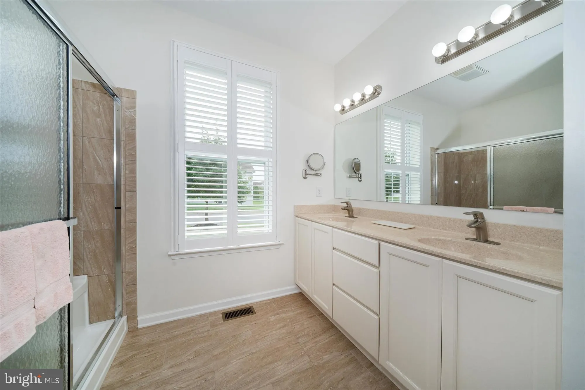 Property Slideshow image 25 of 58 | 515 barrymore pkwy, Middletown, DE, 19709