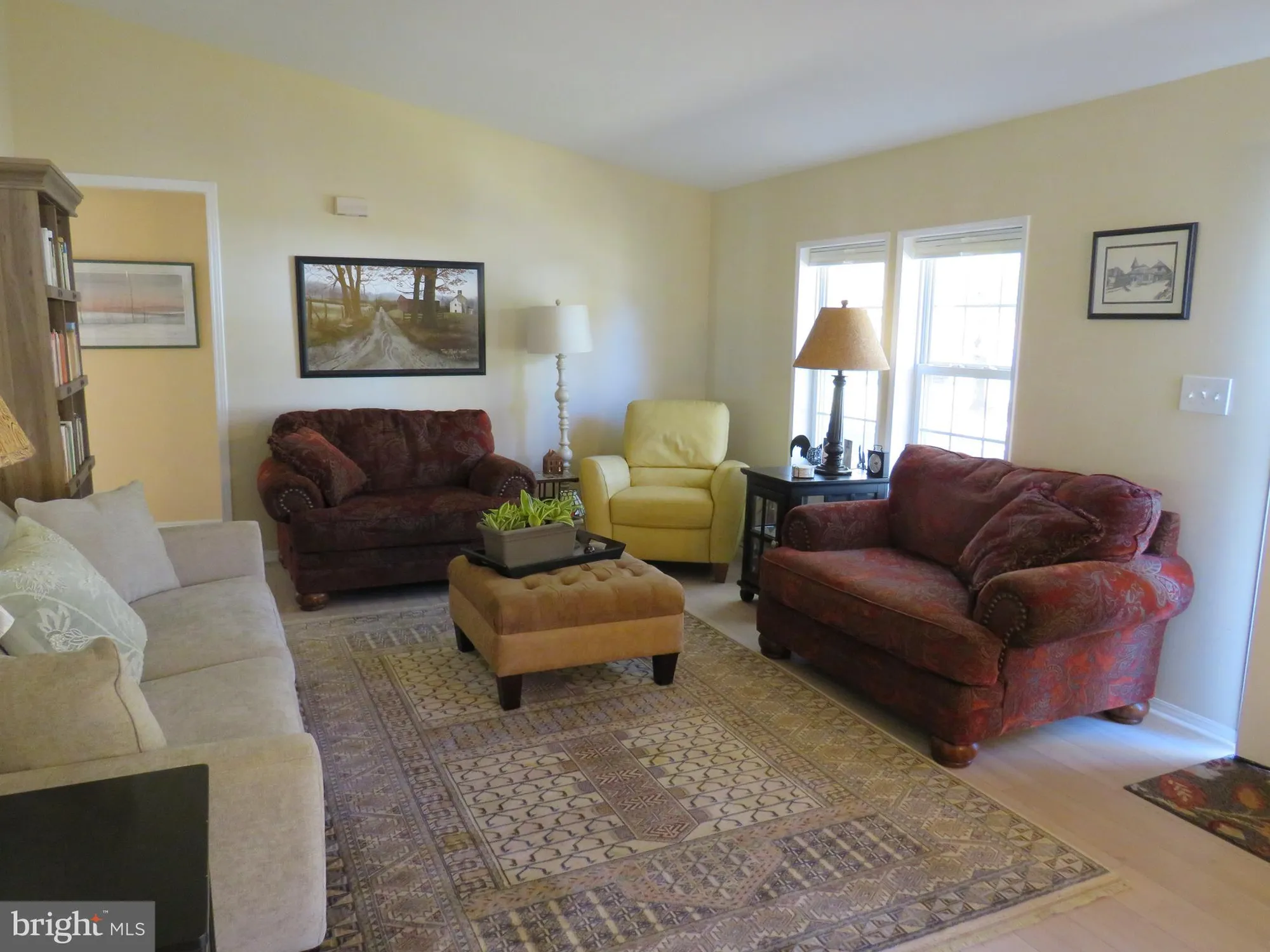 Property Slideshow image 4 of 37 | 183 spring meadow cir, New Hope, PA, 18938